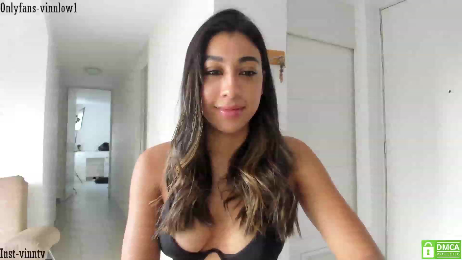 Gallery image thumbnail from Vinnlow's myfreecams stream on, 06/07/2023, 21:04 image 20 of 20