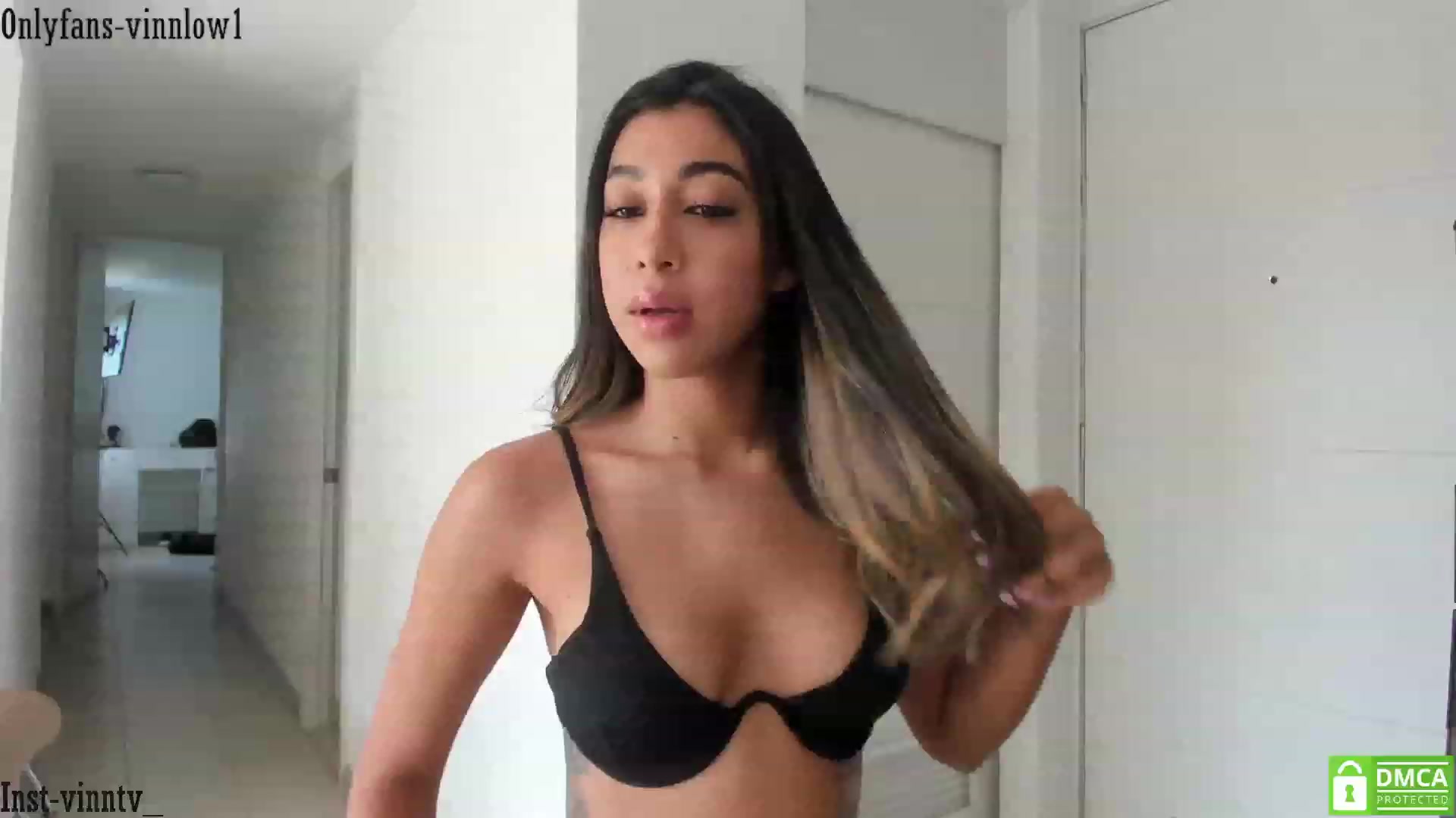 Gallery image thumbnail from Vinnlow's myfreecams stream on, 06/07/2023, 21:04 image 7 of 20
