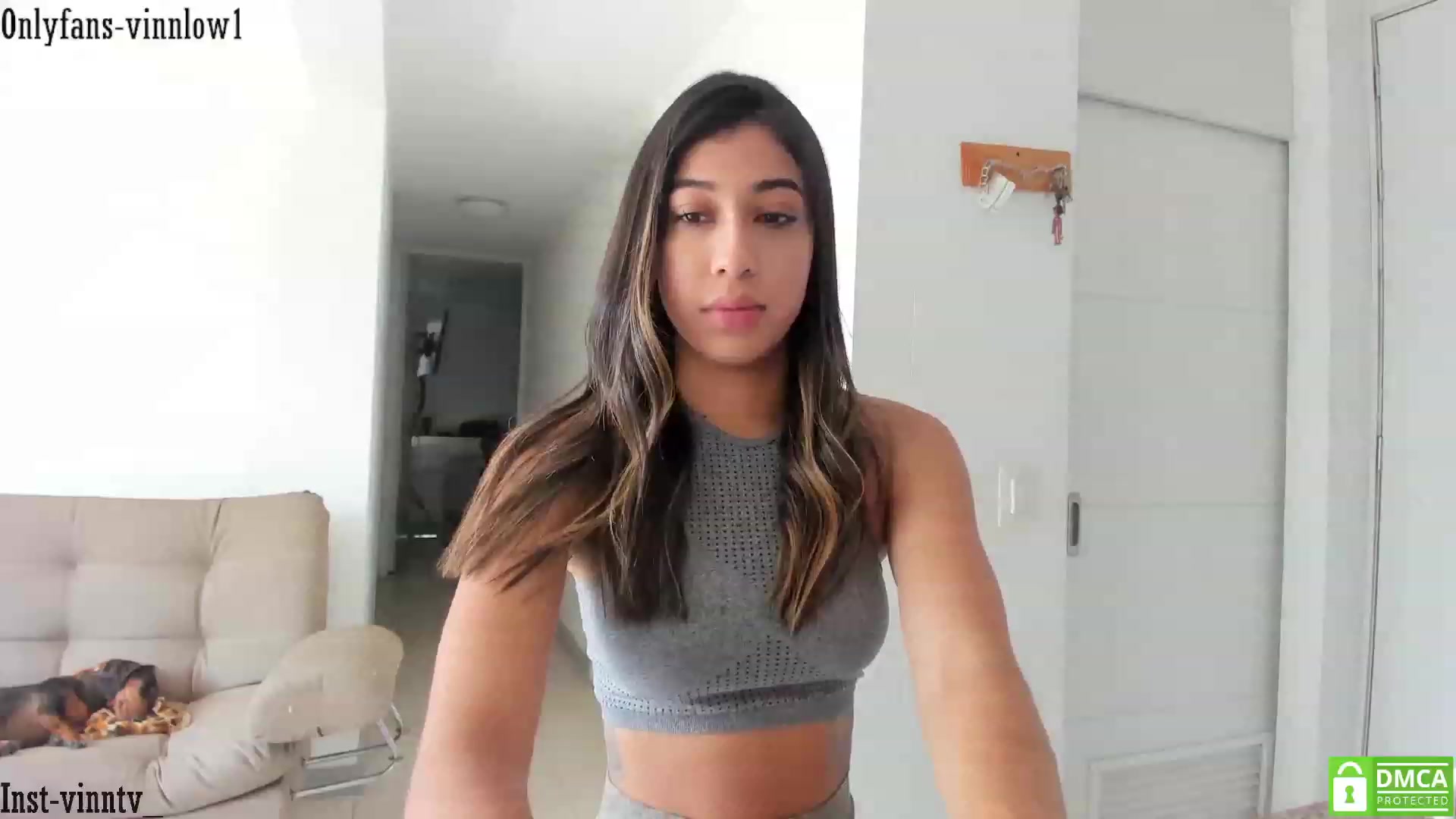 Gallery image thumbnail from Vinnlow's myfreecams stream on, 06/09/2023, 17:39 image 10 of 20