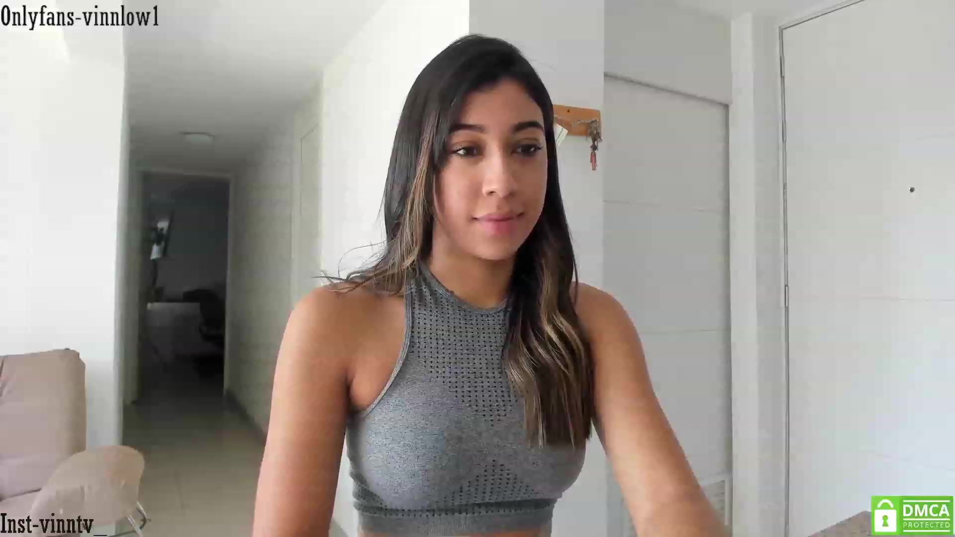 Gallery image thumbnail from Vinnlow's myfreecams stream on, 06/09/2023, 17:39 image 3 of 20