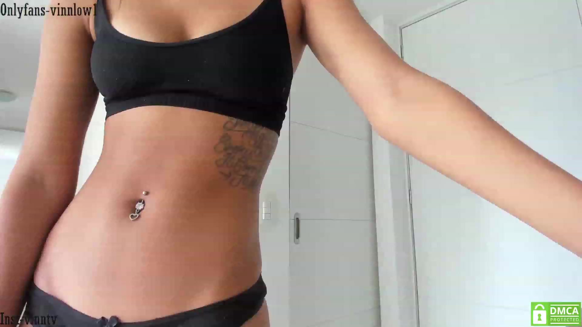 Gallery image thumbnail from Vinnlow's myfreecams stream on, 07/01/2023, 17:24 image 17 of 20