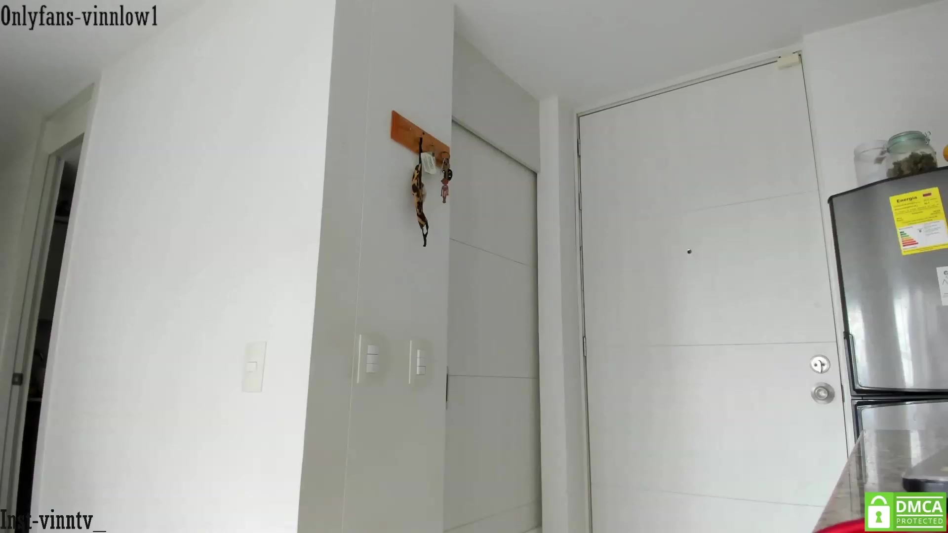 Gallery image thumbnail from Vinnlow's myfreecams stream on, 07/02/2023, 17:16 image 10 of 20