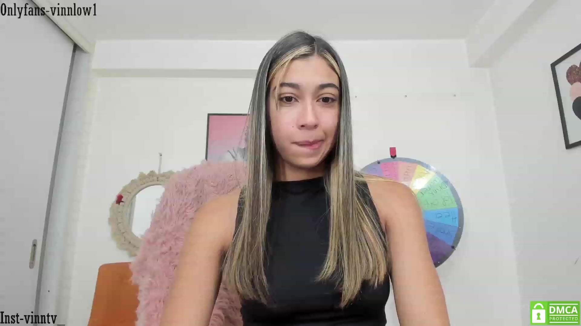 Gallery image thumbnail from Vinnlow's myfreecams stream on, 07/23/2023, 24:00 image 8 of 20