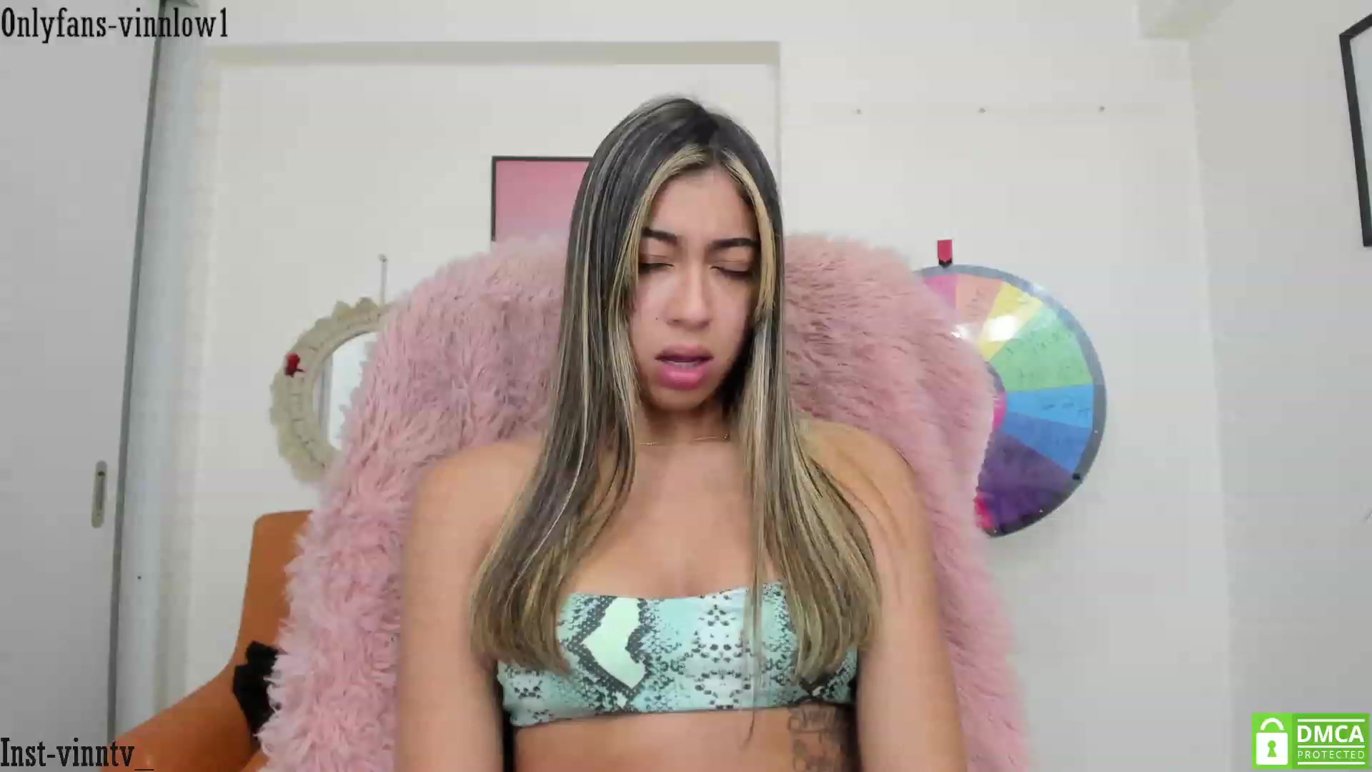Gallery image thumbnail from Vinnlow's myfreecams stream on, 07/23/2023, 24:45 image 5 of 20