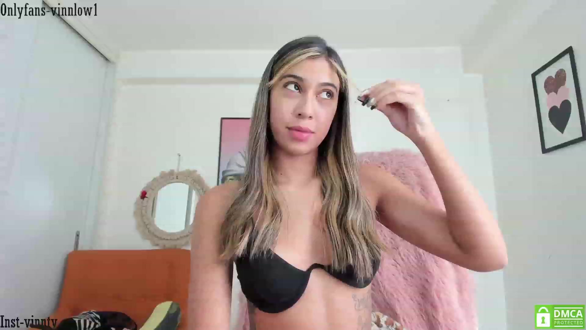 Gallery image thumbnail from Vinnlow's myfreecams stream on, 07/26/2023, 20:35 image 13 of 20