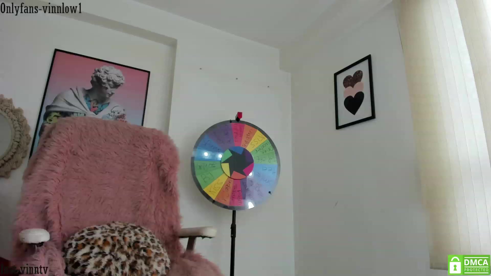 Gallery image thumbnail from Vinnlow's myfreecams stream on, 08/17/2023, 14:08 image 4 of 20