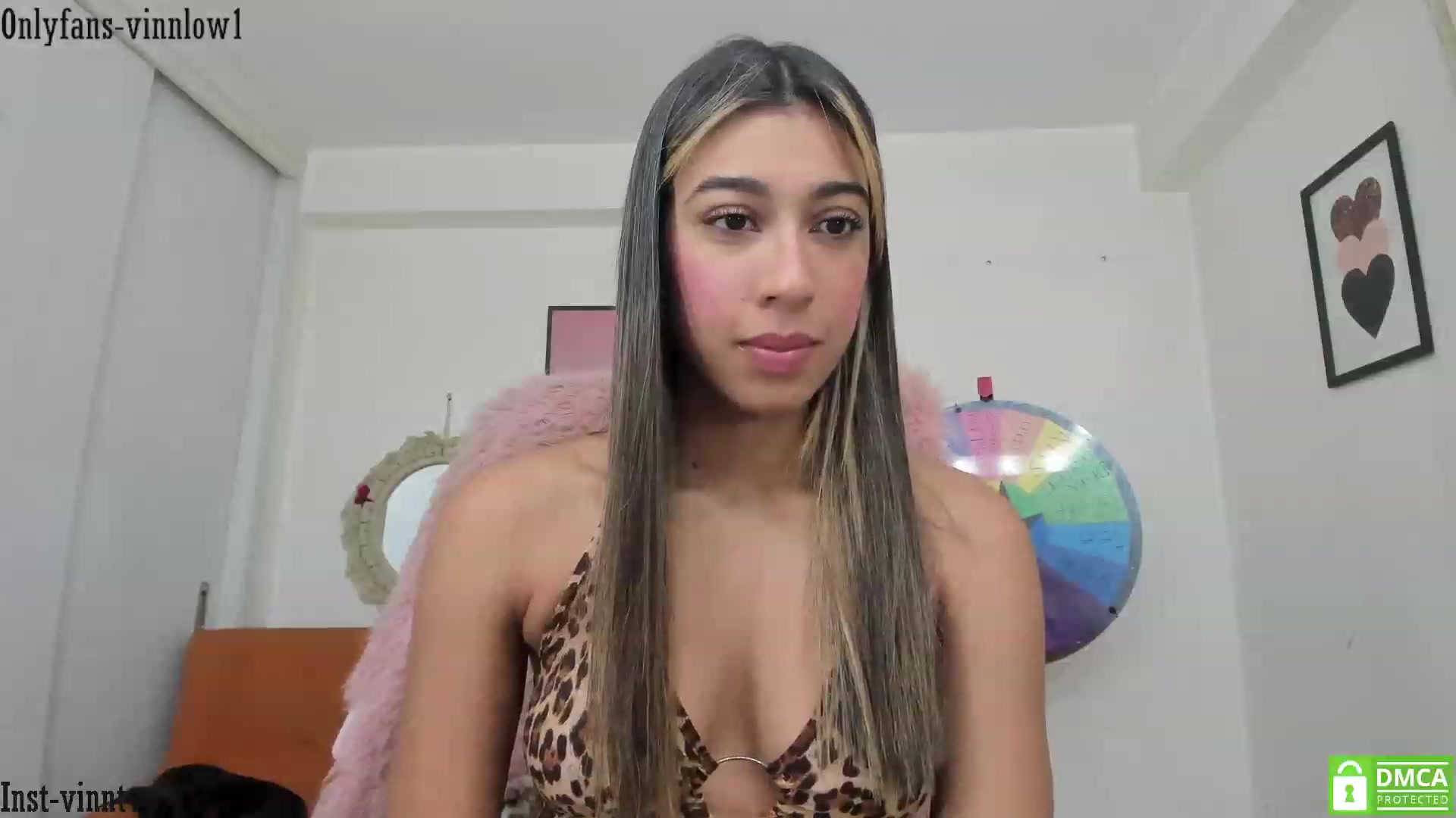 Gallery image thumbnail from Vinnlow's myfreecams stream on, 09/12/2023, 01:19 image 5 of 20