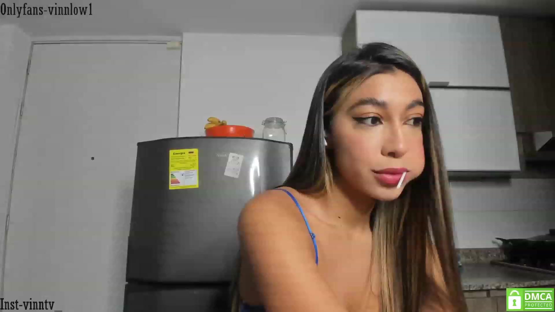 Gallery image thumbnail from Vinnlow's myfreecams stream on, 10/29/2023, 24:50 image 5 of 20
