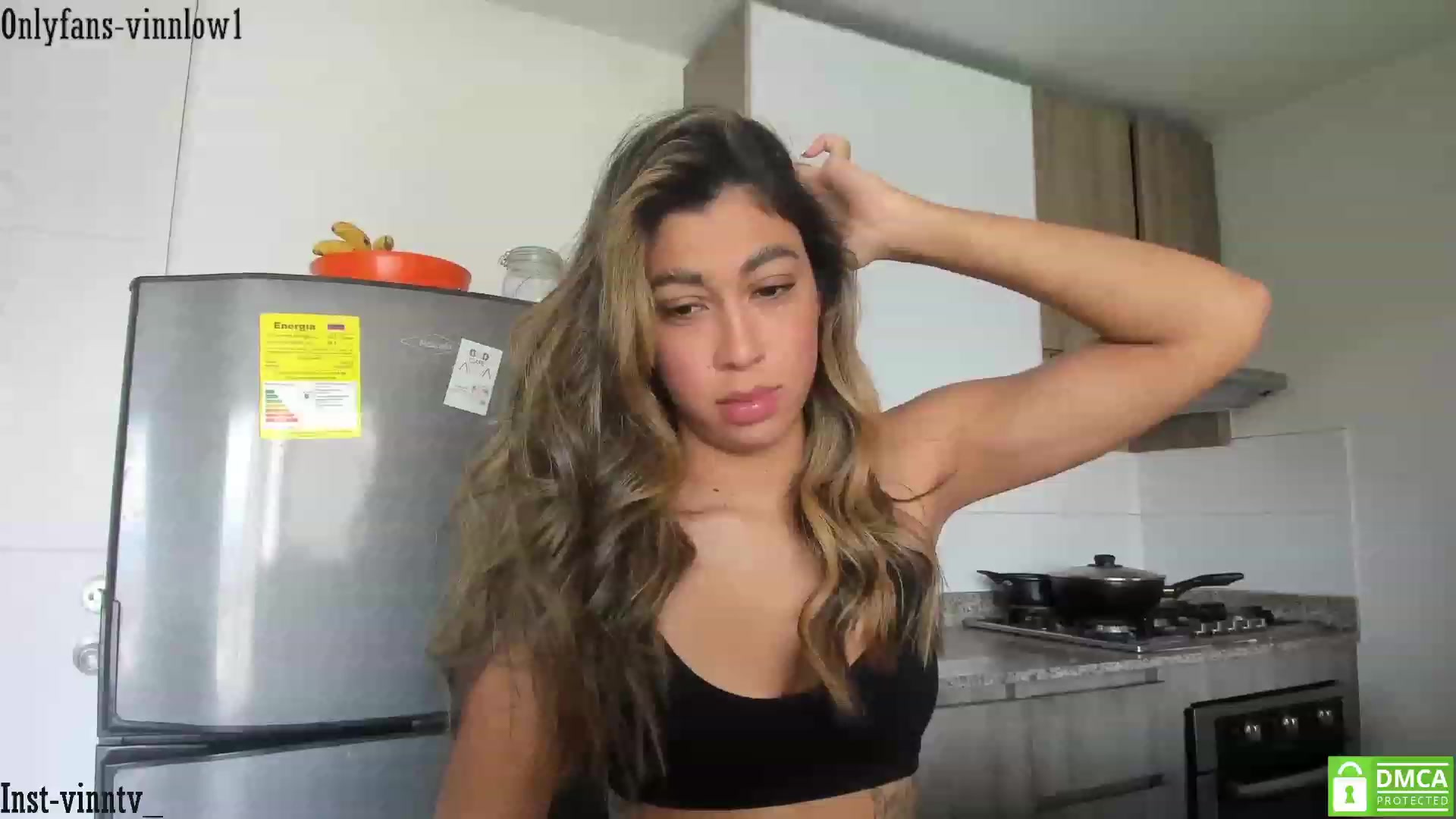 Gallery image thumbnail from Vinnlow's myfreecams stream on, 10/29/2023, 17:22 image 18 of 20
