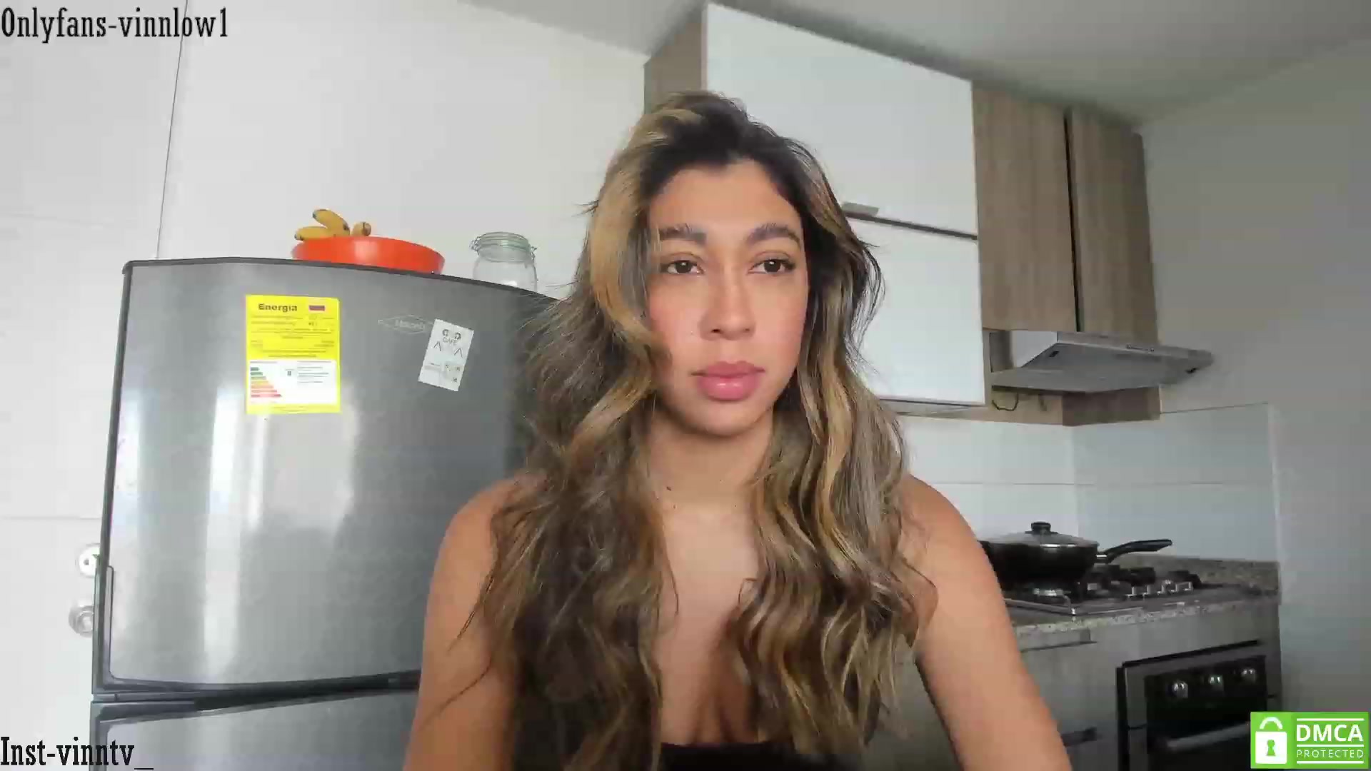 Gallery image thumbnail from Vinnlow's myfreecams stream on, 10/29/2023, 17:22 image 2 of 20