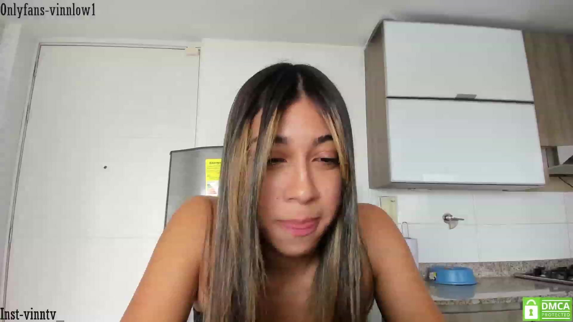 Gallery image thumbnail from Vinnlow's myfreecams stream on, 11/16/2023, 15:09 image 7 of 20