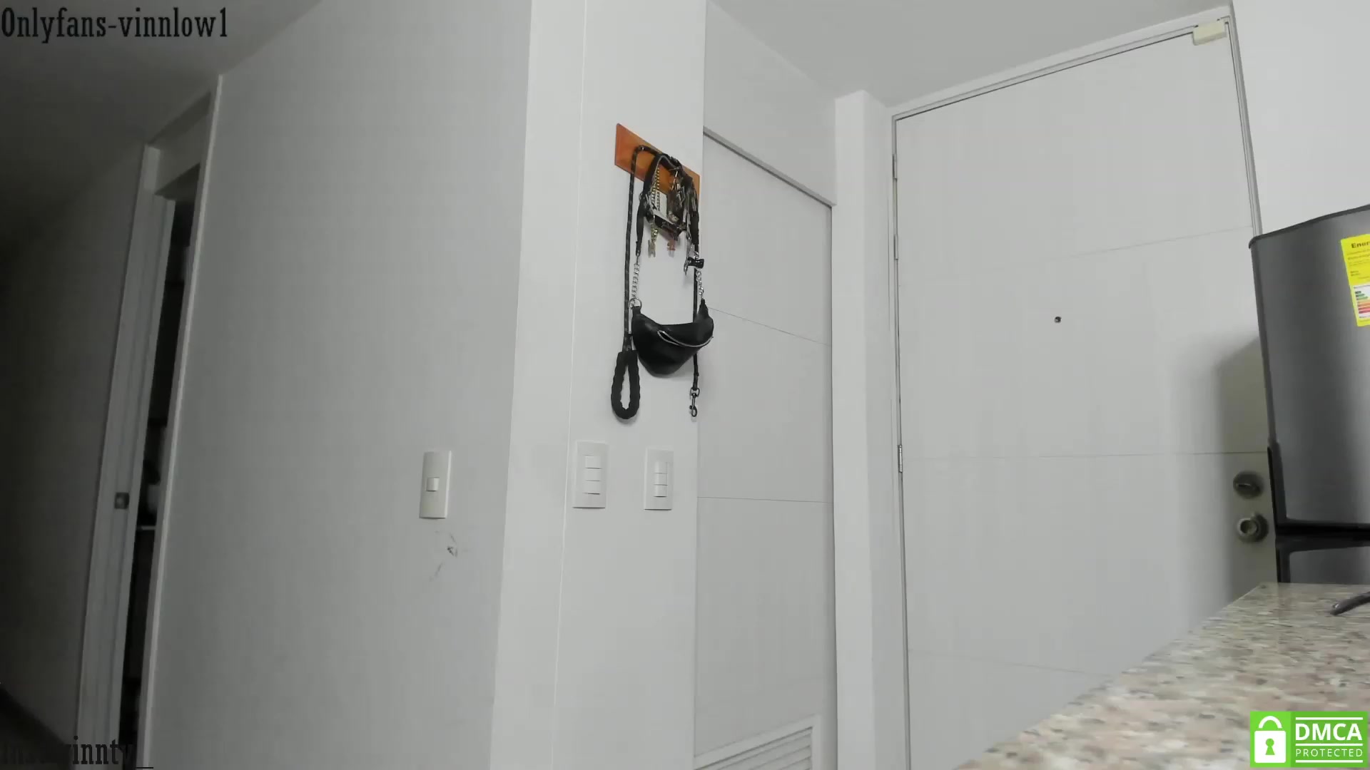 Gallery image thumbnail from Vinnlow's myfreecams stream on, 11/17/2023, 03:30 image 3 of 20
