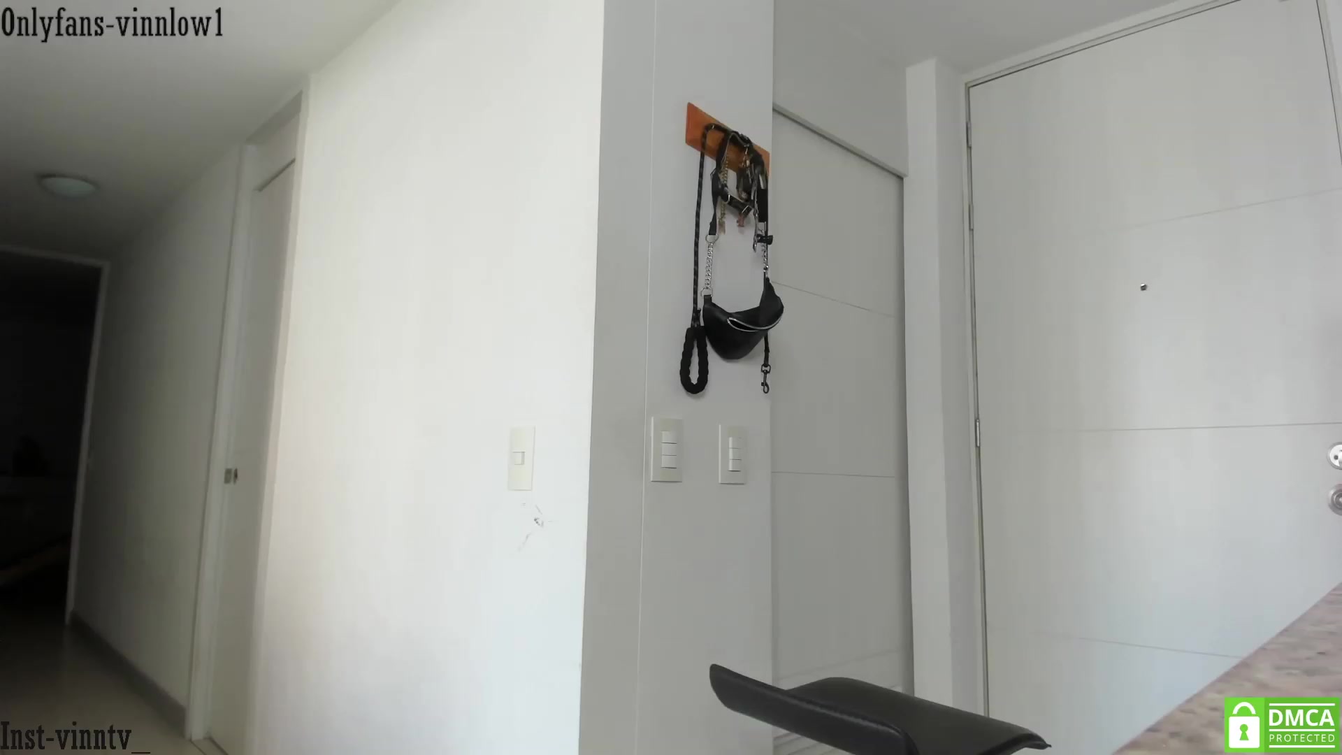 Gallery image thumbnail from Vinnlow's myfreecams stream on, 11/17/2023, 18:08 image 14 of 20