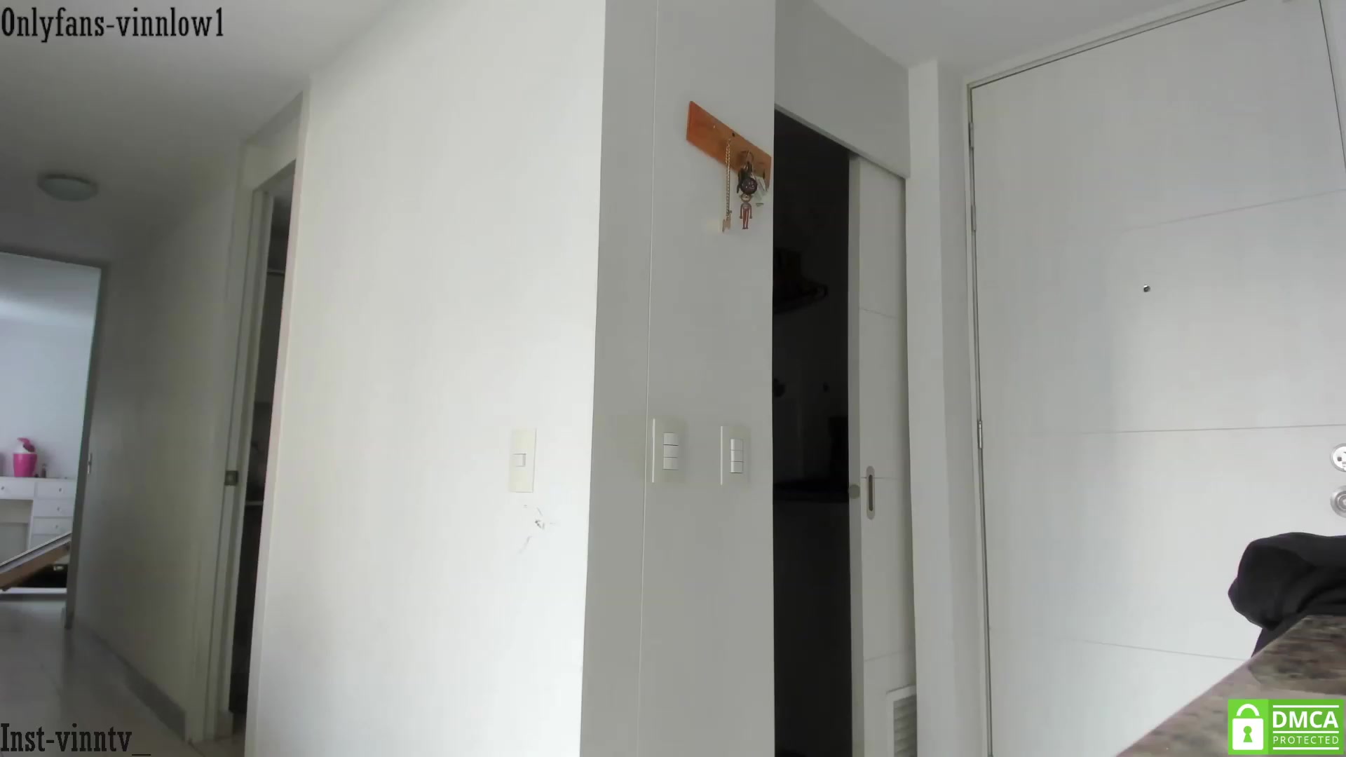 Gallery image thumbnail from Vinnlow's myfreecams stream on, 11/17/2023, 20:57 image 1 of 20