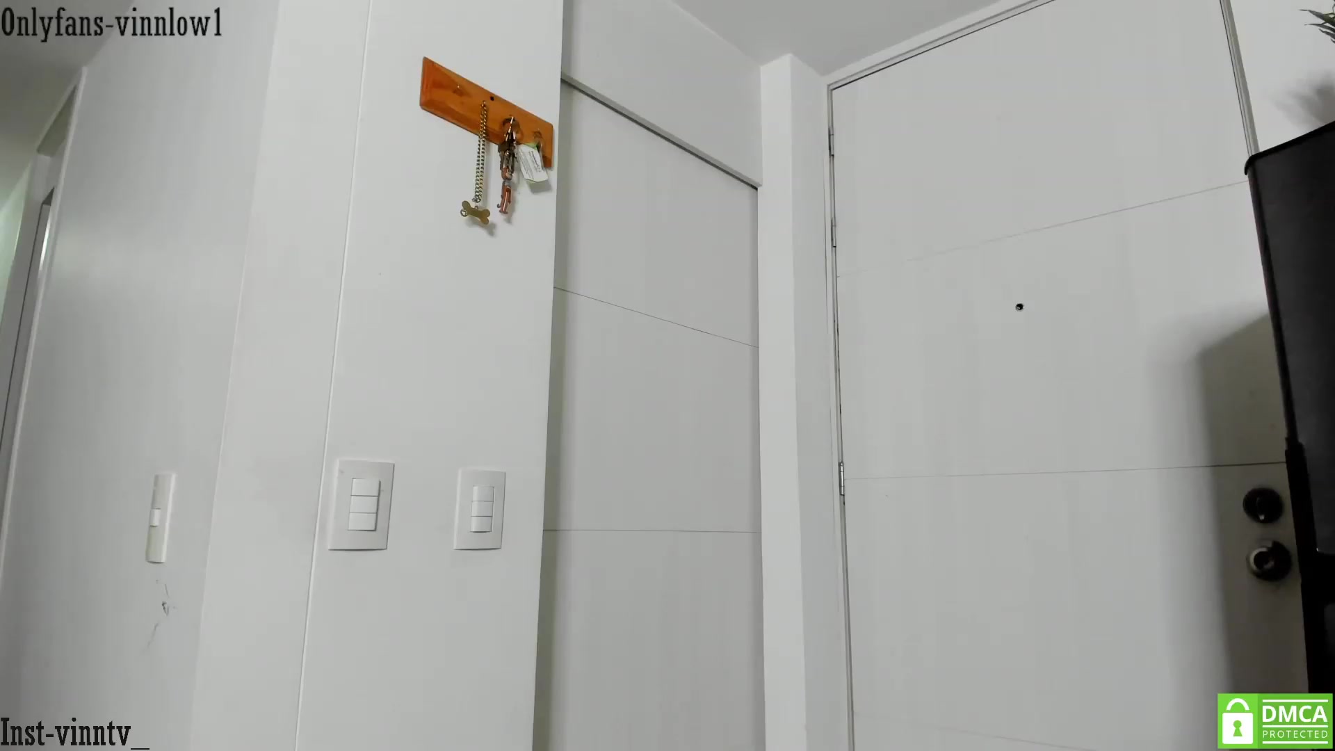 Gallery image thumbnail from Vinnlow's myfreecams stream on, 11/23/2023, 02:39 image 13 of 20