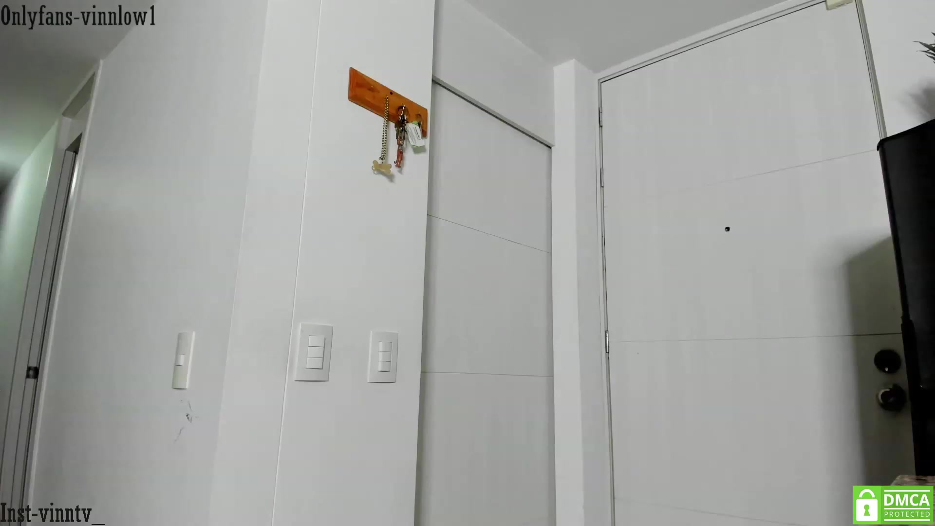 Gallery image thumbnail from Vinnlow's myfreecams stream on, 11/23/2023, 03:20 image 4 of 20