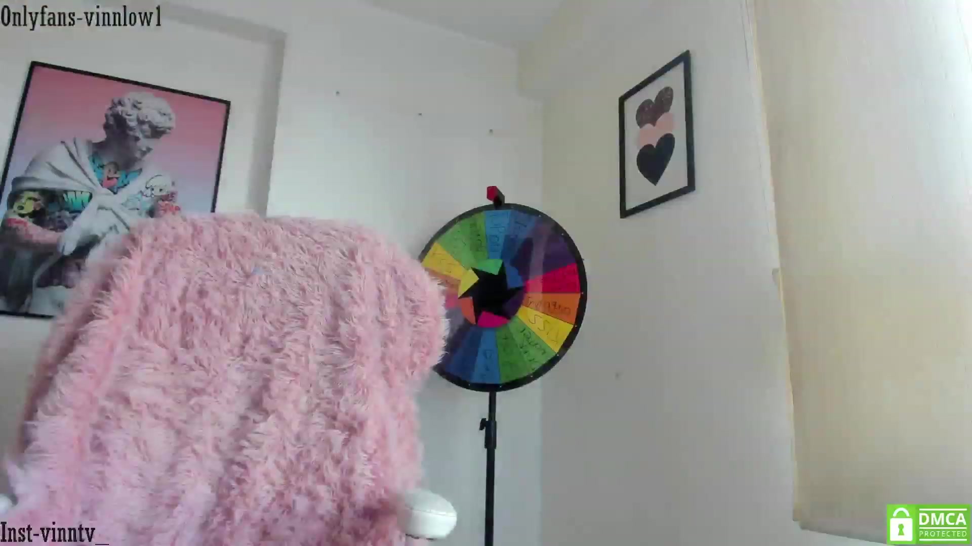 Gallery image thumbnail from Vinnlow's myfreecams stream on, 01/01/2024, 12:28 image 19 of 20