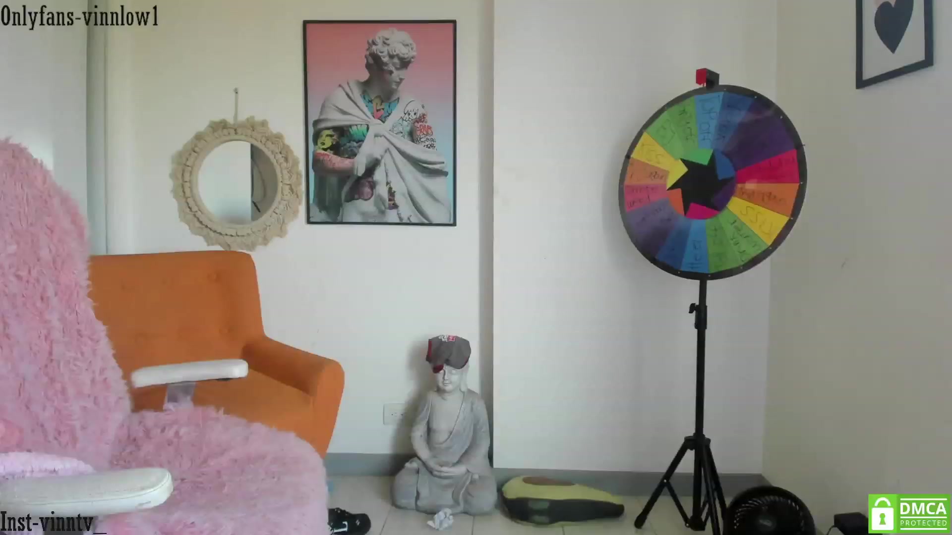 Gallery image thumbnail from Vinnlow's myfreecams stream on, 01/01/2024, 12:28 image 6 of 20