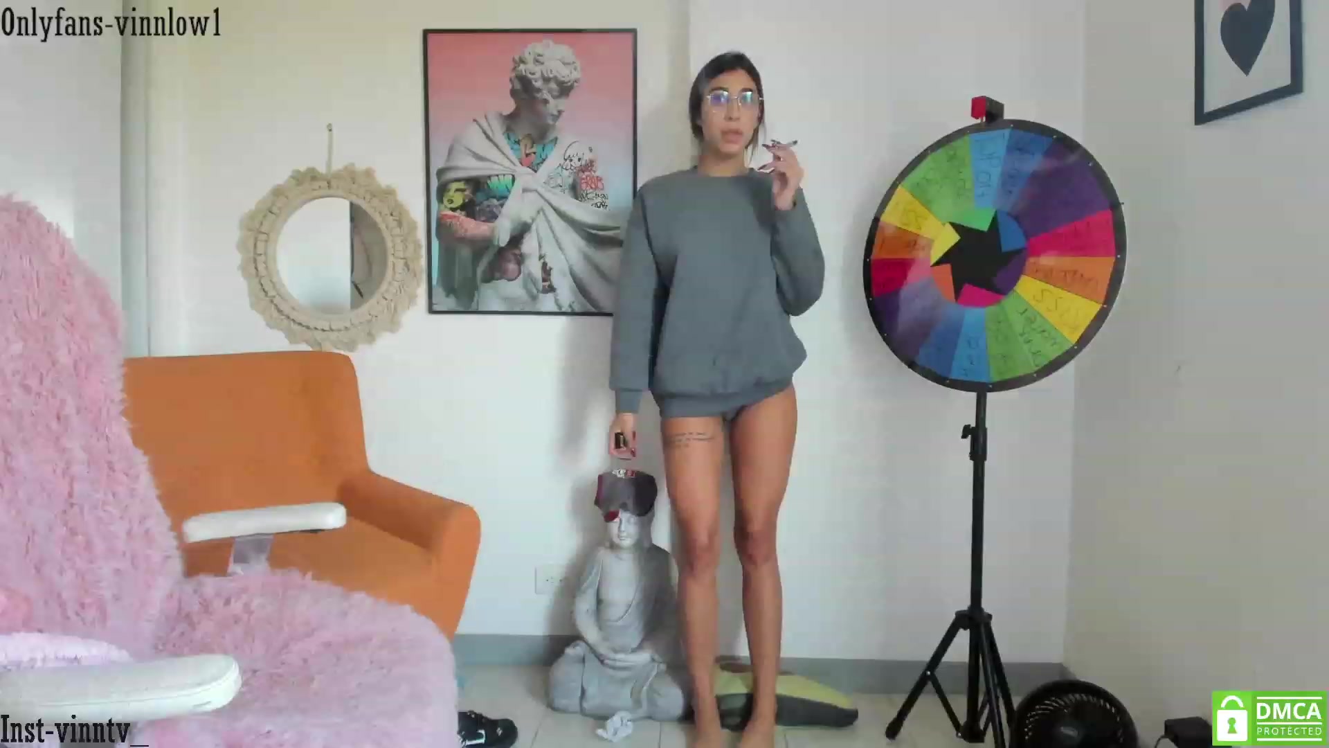 Gallery image thumbnail from Vinnlow's myfreecams stream on, 01/01/2024, 12:28 image 5 of 20