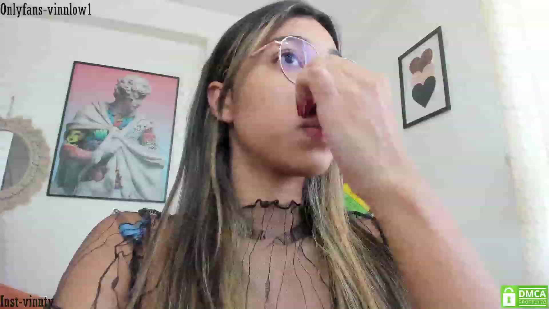 Gallery image thumbnail from Vinnlow's myfreecams stream on, 01/01/2024, 13:24 image 4 of 20