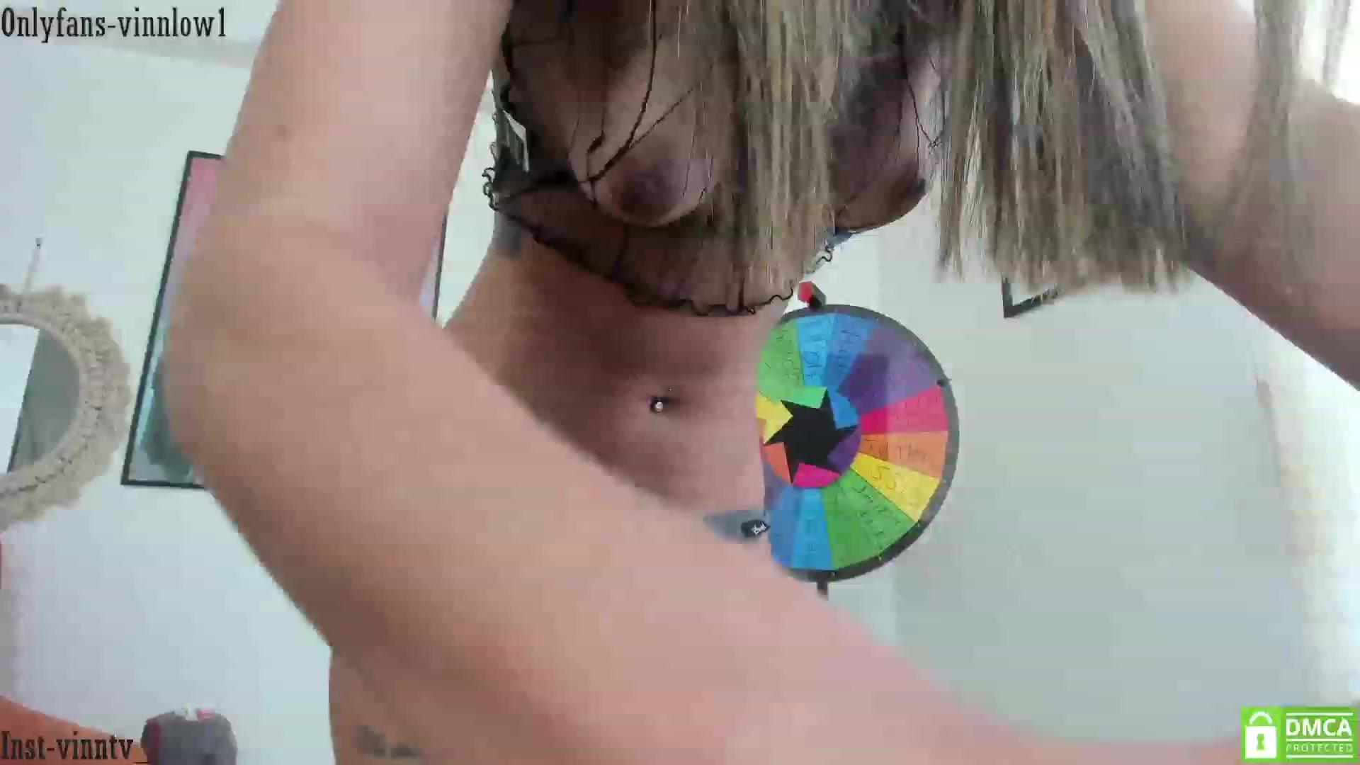 Gallery image thumbnail from Vinnlow's myfreecams stream on, 01/01/2024, 13:24 image 5 of 20