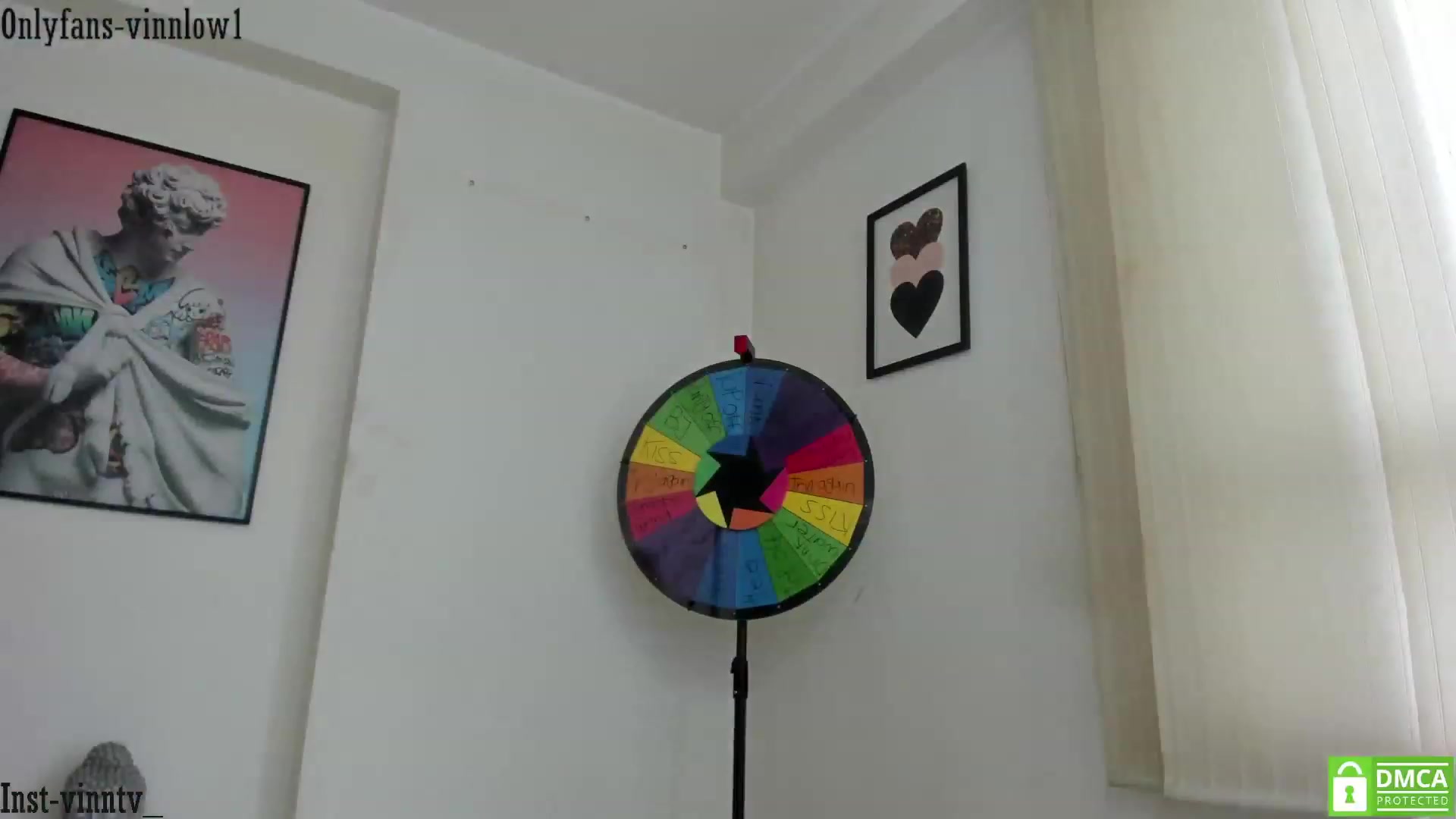 Gallery image thumbnail from Vinnlow's myfreecams stream on, 02/08/2024, 13:21 image 17 of 20