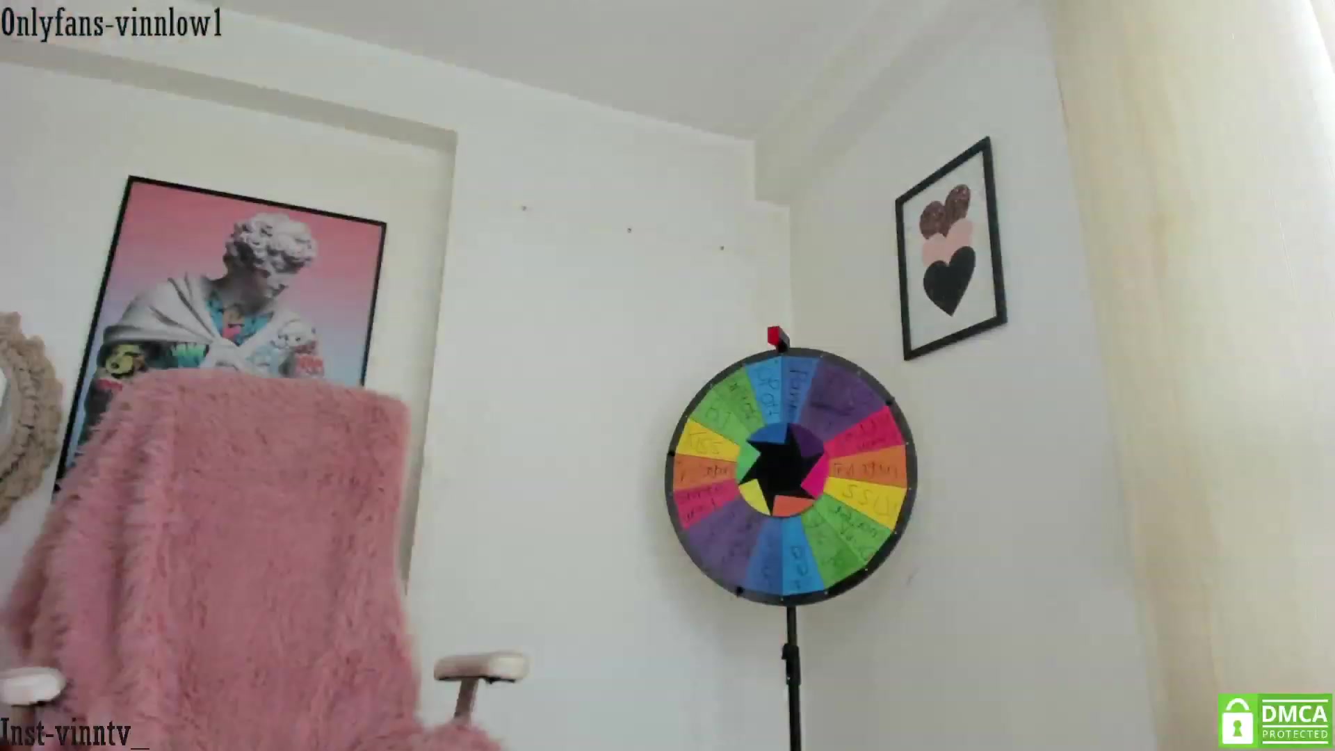 Gallery image thumbnail from Vinnlow's myfreecams stream on, 02/08/2024, 14:01 image 14 of 20
