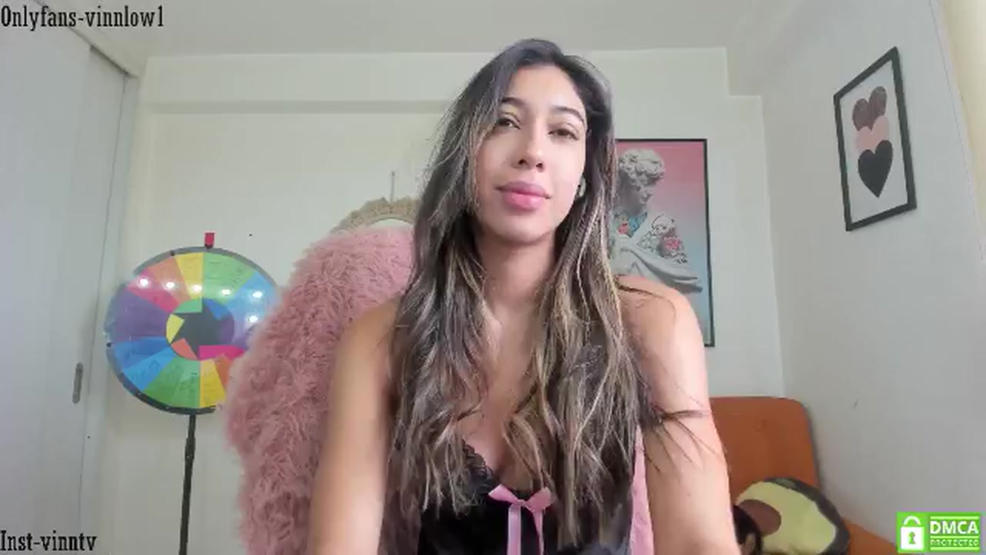 Gallery image thumbnail from Vinnlow's myfreecams stream on, 03/23/2024, 13:57 image 11 of 20