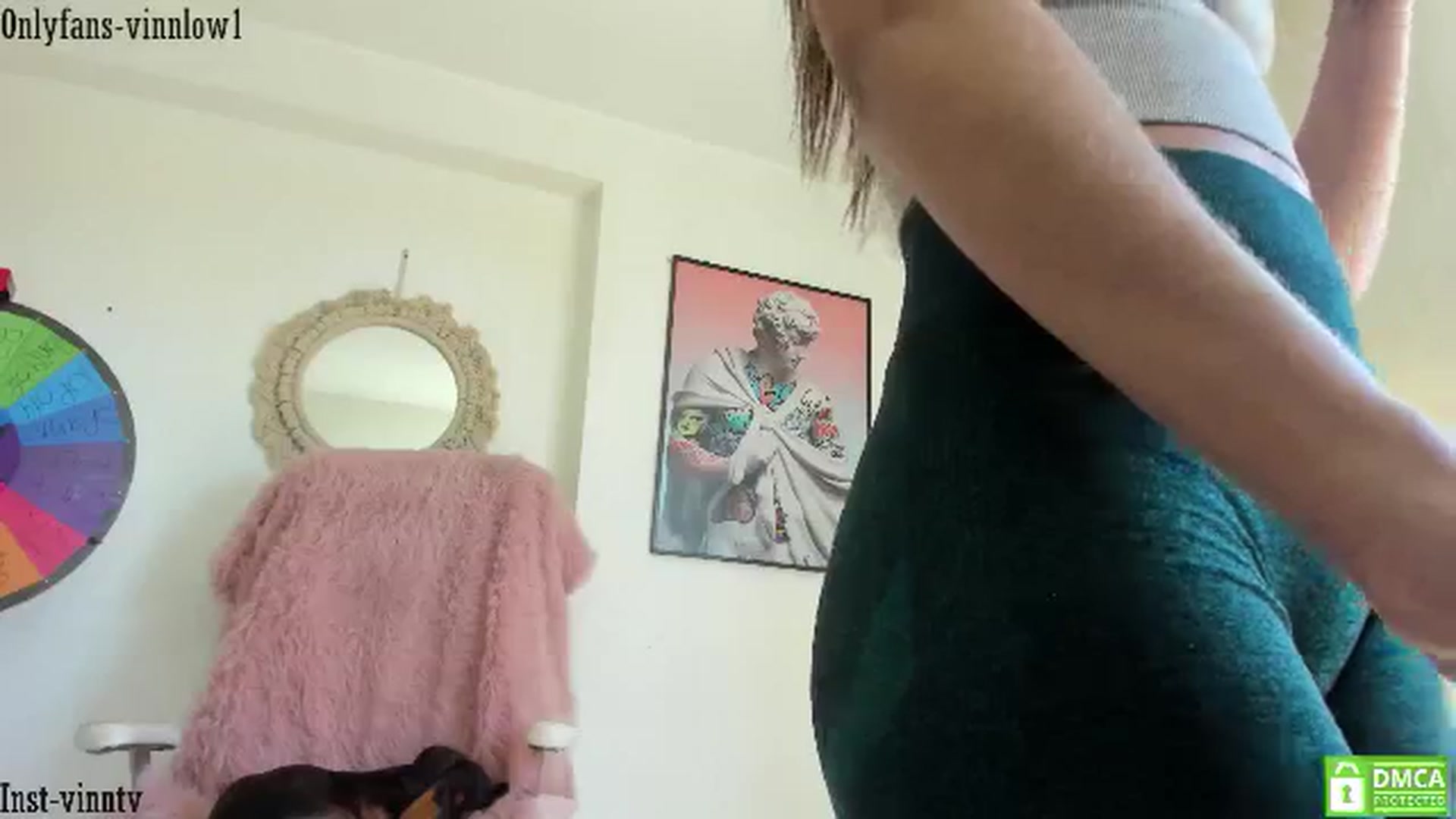 Gallery image thumbnail from Vinnlow's myfreecams stream on, 06/01/2024, 16:37 image 13 of 20