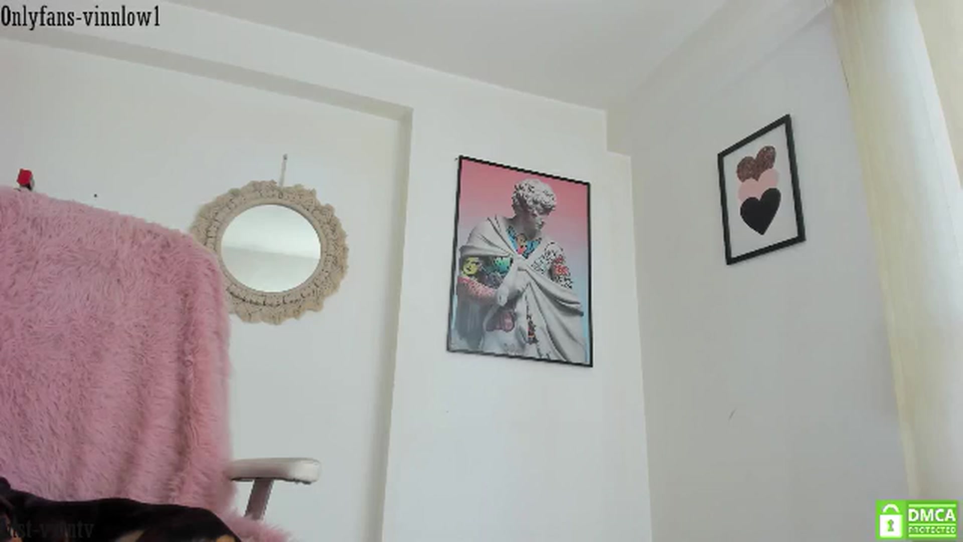 Gallery image thumbnail from Vinnlow's myfreecams stream on, 06/01/2024, 18:23 image 7 of 20
