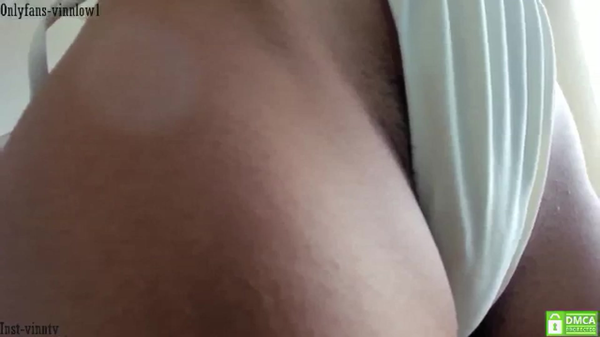 Gallery image thumbnail from Vinnlow's myfreecams stream on, 06/16/2024, 14:59 image 14 of 20
