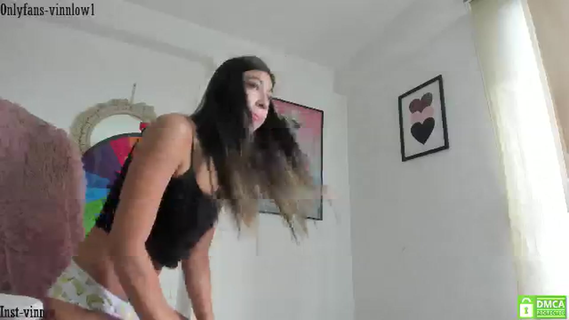 Gallery image thumbnail from Vinnlow's myfreecams stream on, 06/18/2024, 14:31 image 7 of 20