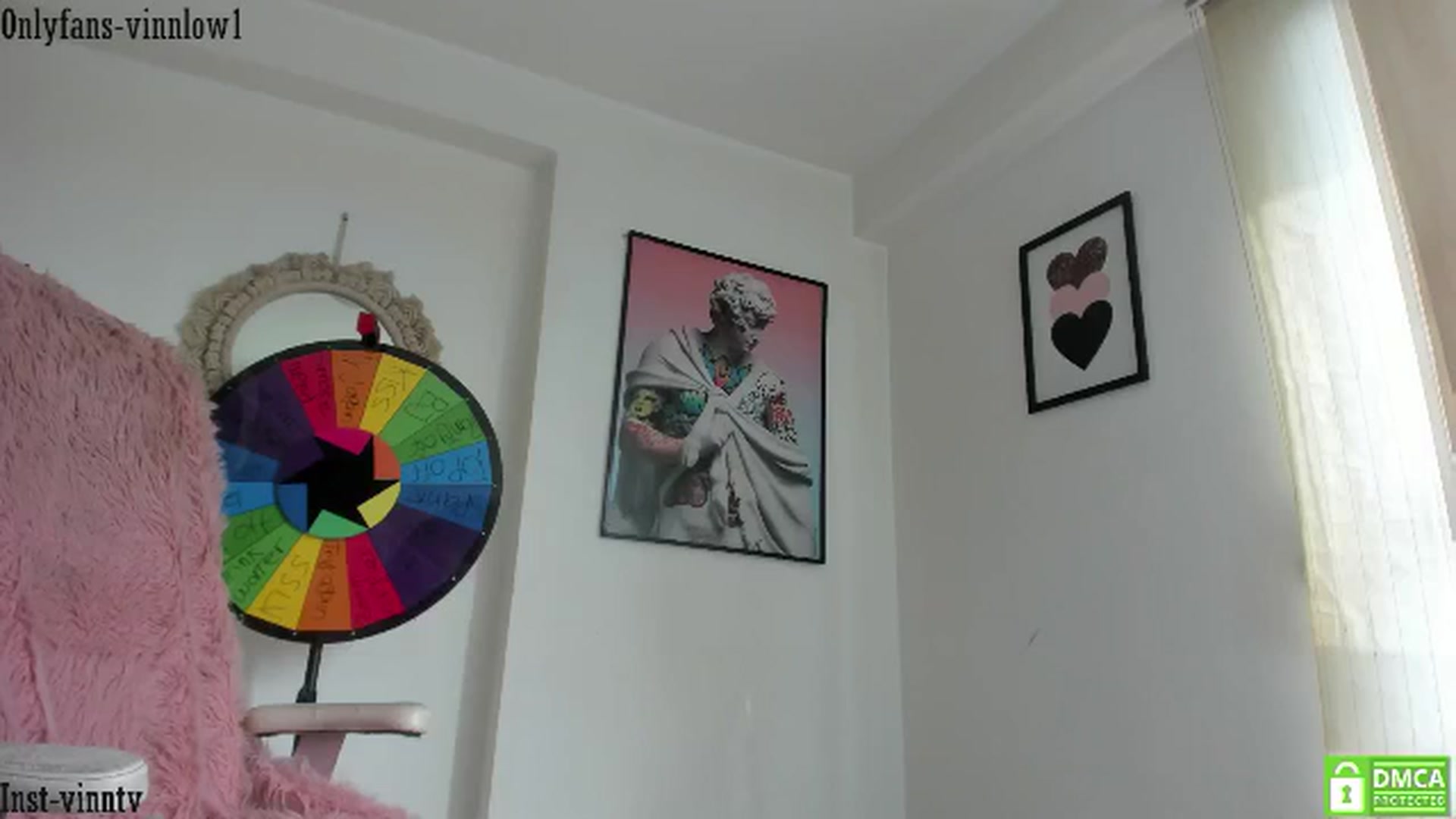 Gallery image thumbnail from Vinnlow's myfreecams stream on, 06/18/2024, 14:31 image 4 of 20