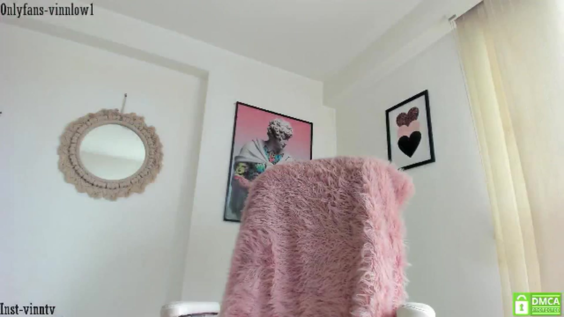 Gallery image thumbnail from Vinnlow's myfreecams stream on, 06/25/2024, 16:05 image 7 of 20