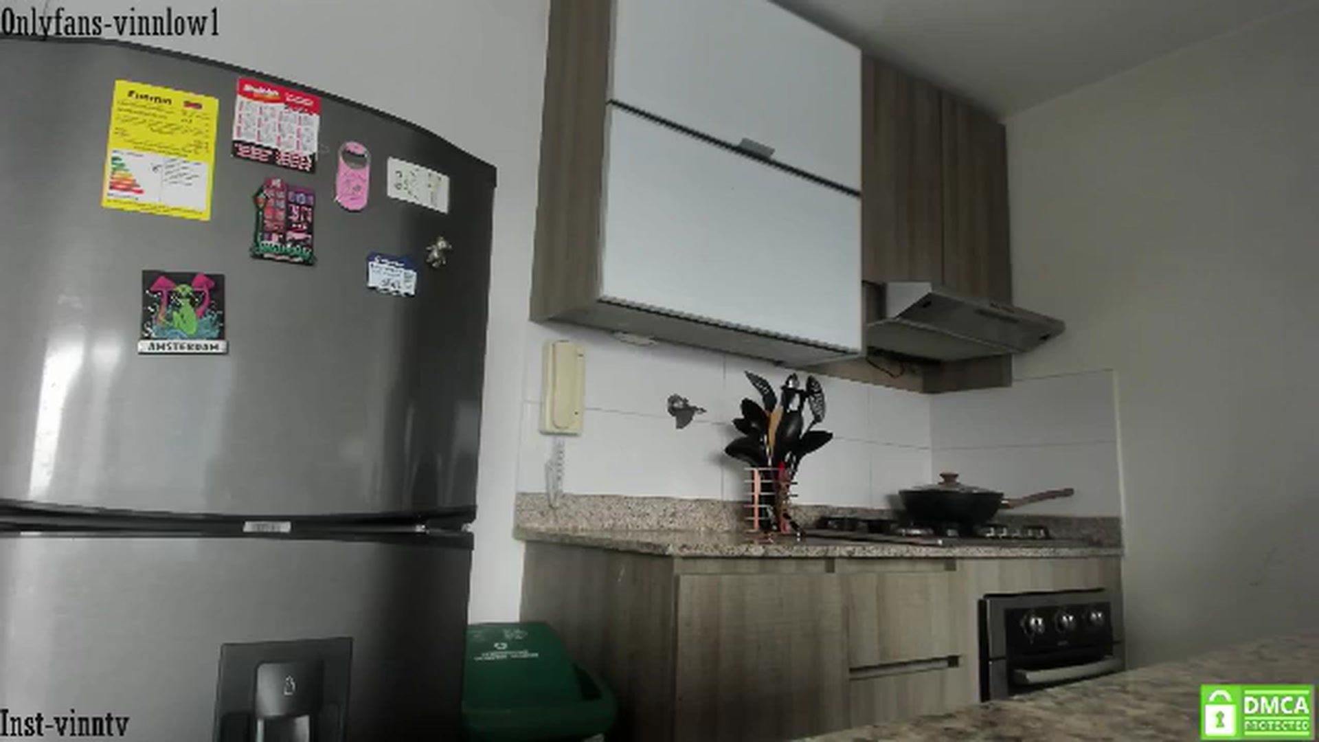 Gallery image thumbnail from Vinnlow's myfreecams stream on, 07/02/2024, 22:19 image 17 of 20