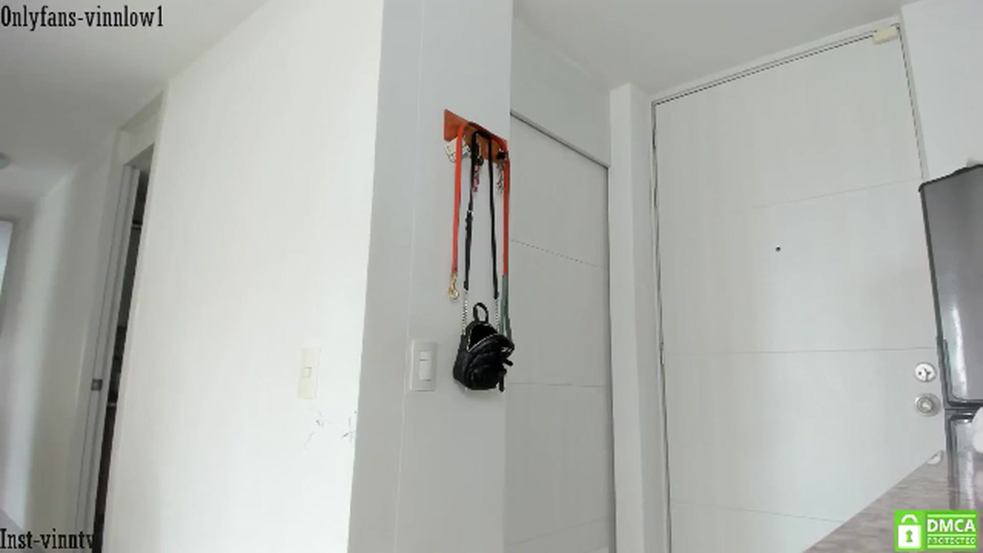 Gallery image thumbnail from Vinnlow's myfreecams stream on, 07/04/2024, 16:35 image 6 of 20