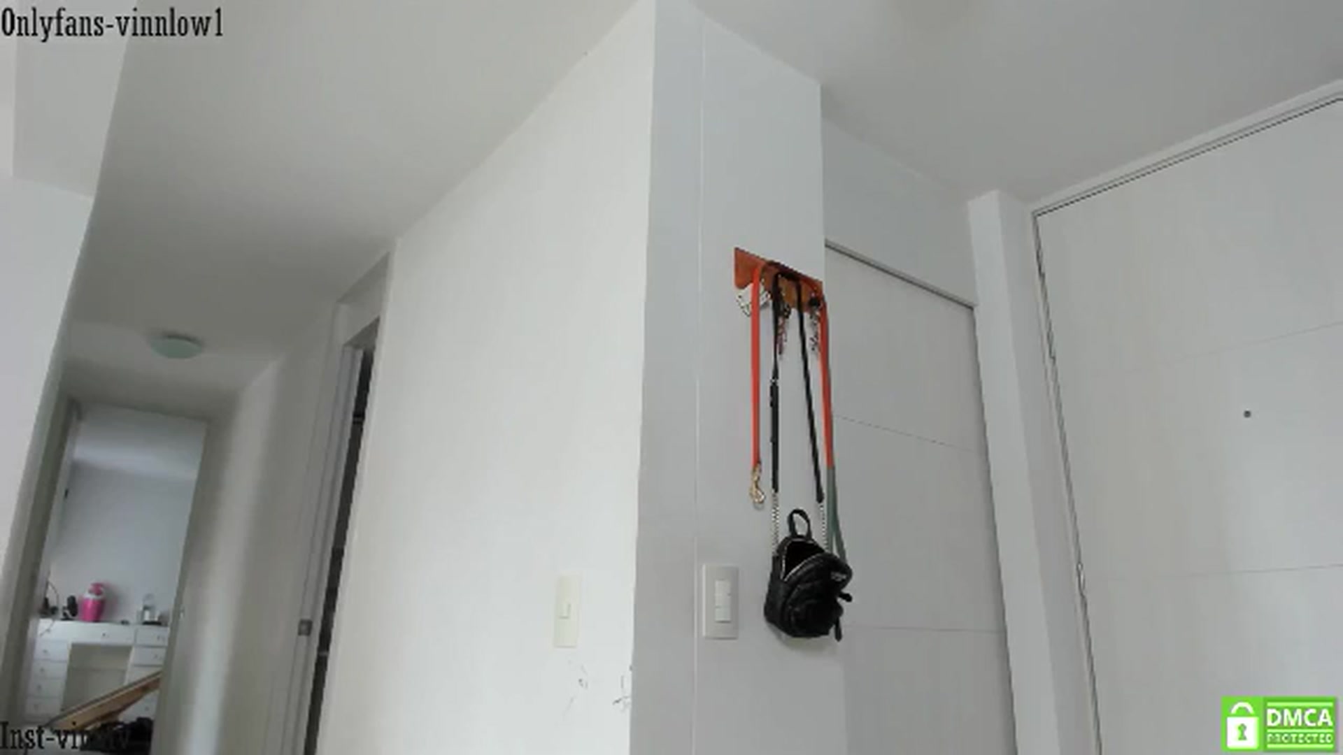 Gallery image thumbnail from Vinnlow's myfreecams stream on, 07/04/2024, 16:54 image 13 of 20