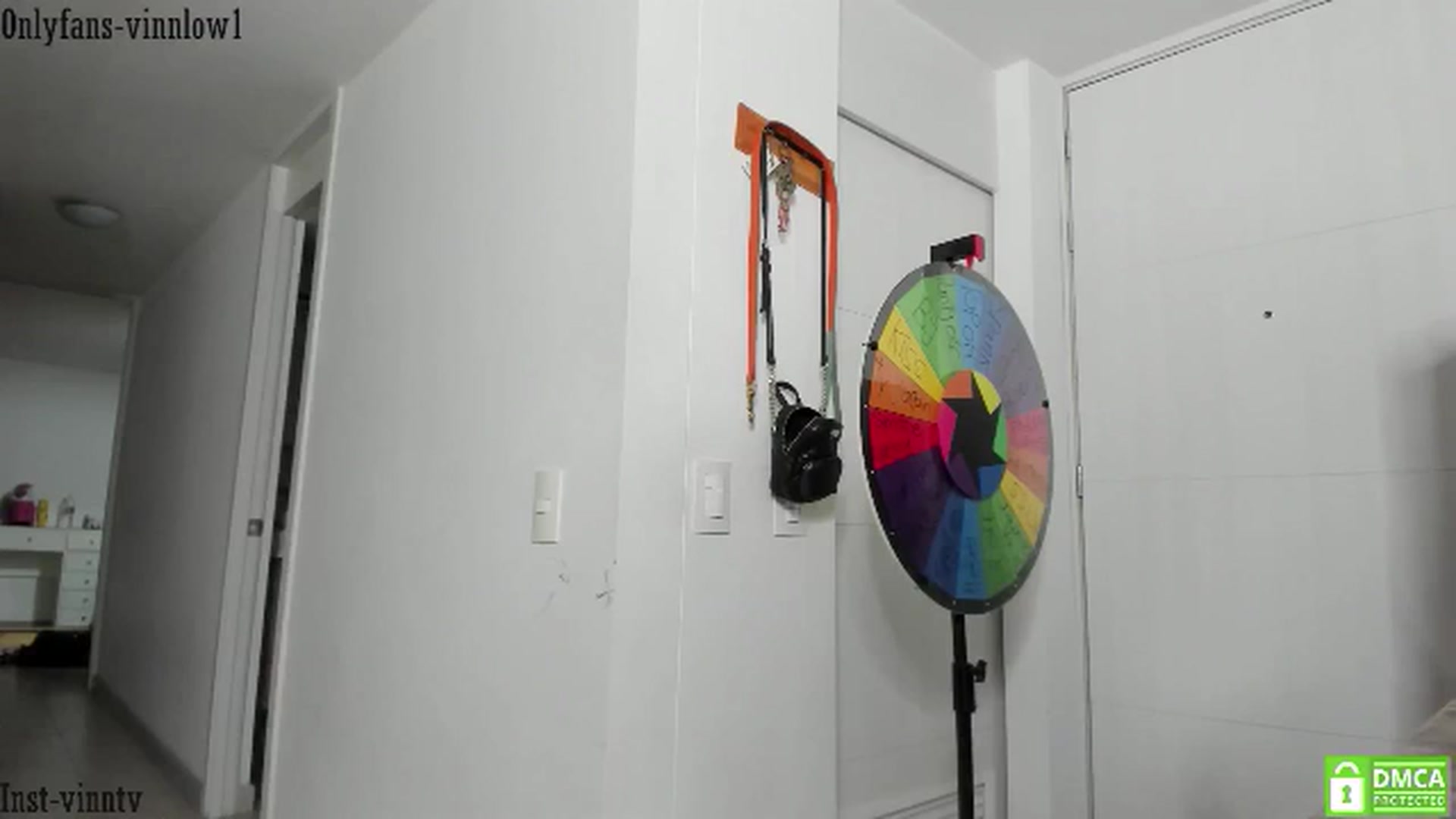 Gallery image thumbnail from Vinnlow's myfreecams stream on, 07/09/2024, 01:44 image 9 of 20