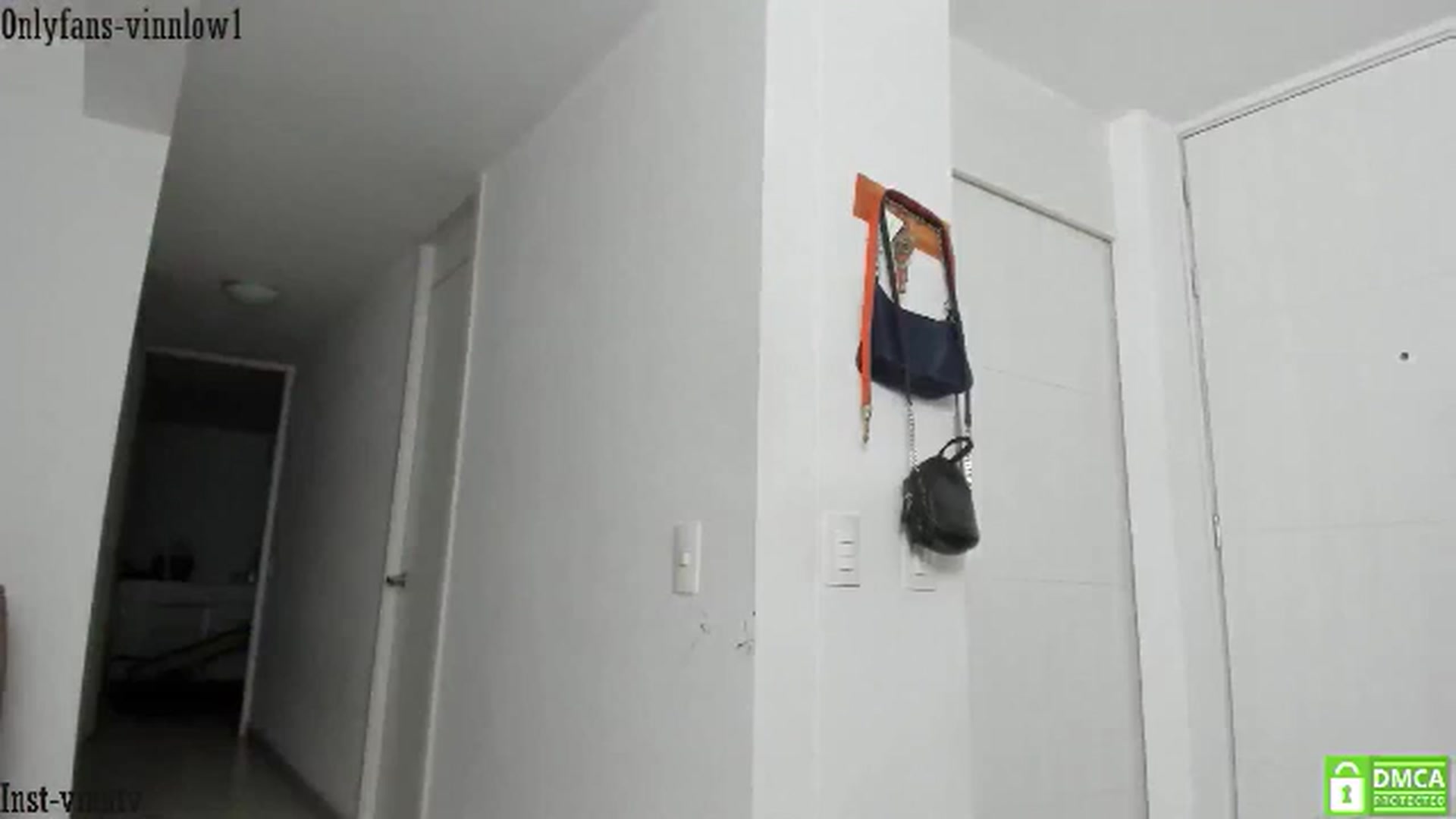 Gallery image thumbnail from Vinnlow's myfreecams stream on, 07/15/2024, 23:37 image 15 of 20