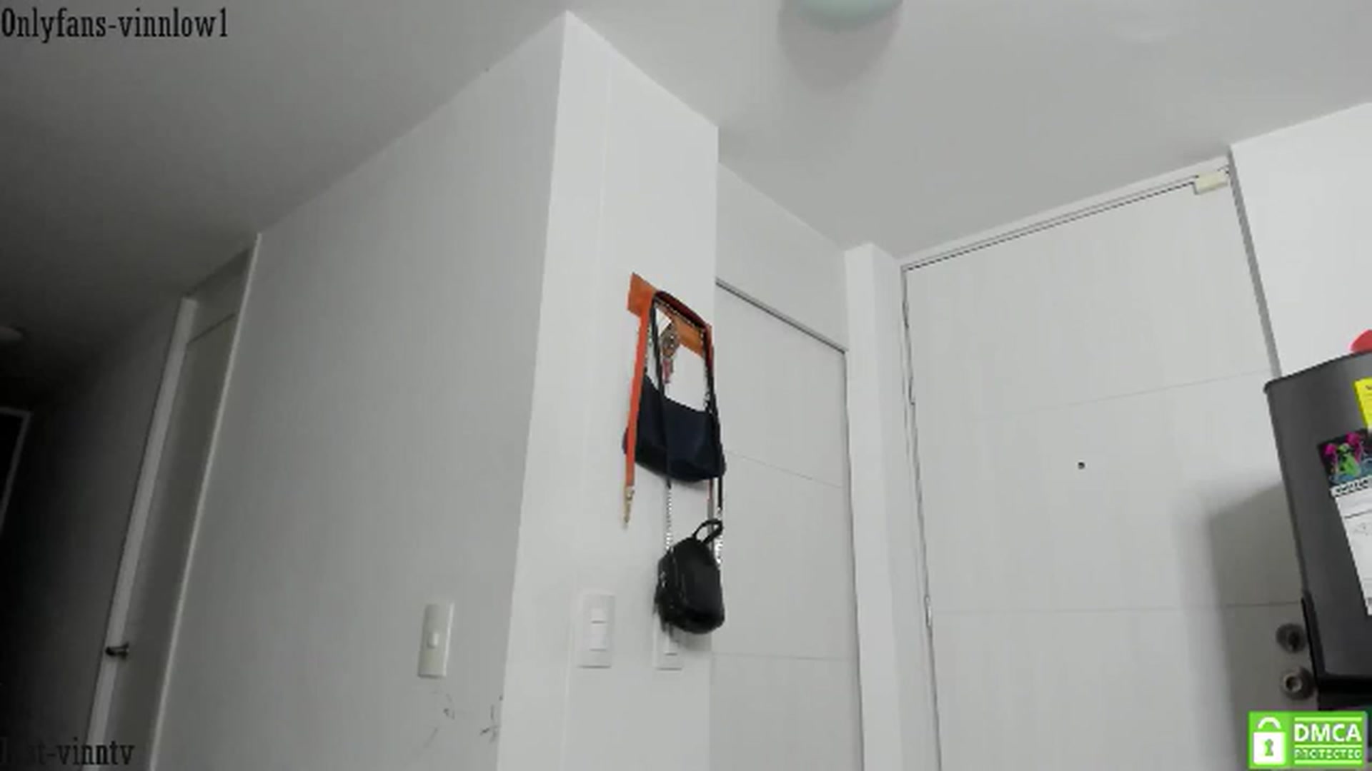 Gallery image thumbnail from Vinnlow's myfreecams stream on, 07/16/2024, 24:19 image 18 of 20