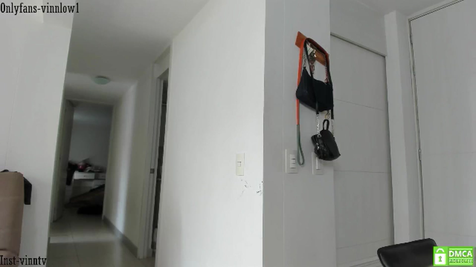 Gallery image thumbnail from Vinnlow's myfreecams stream on, 07/19/2024, 14:27 image 17 of 20