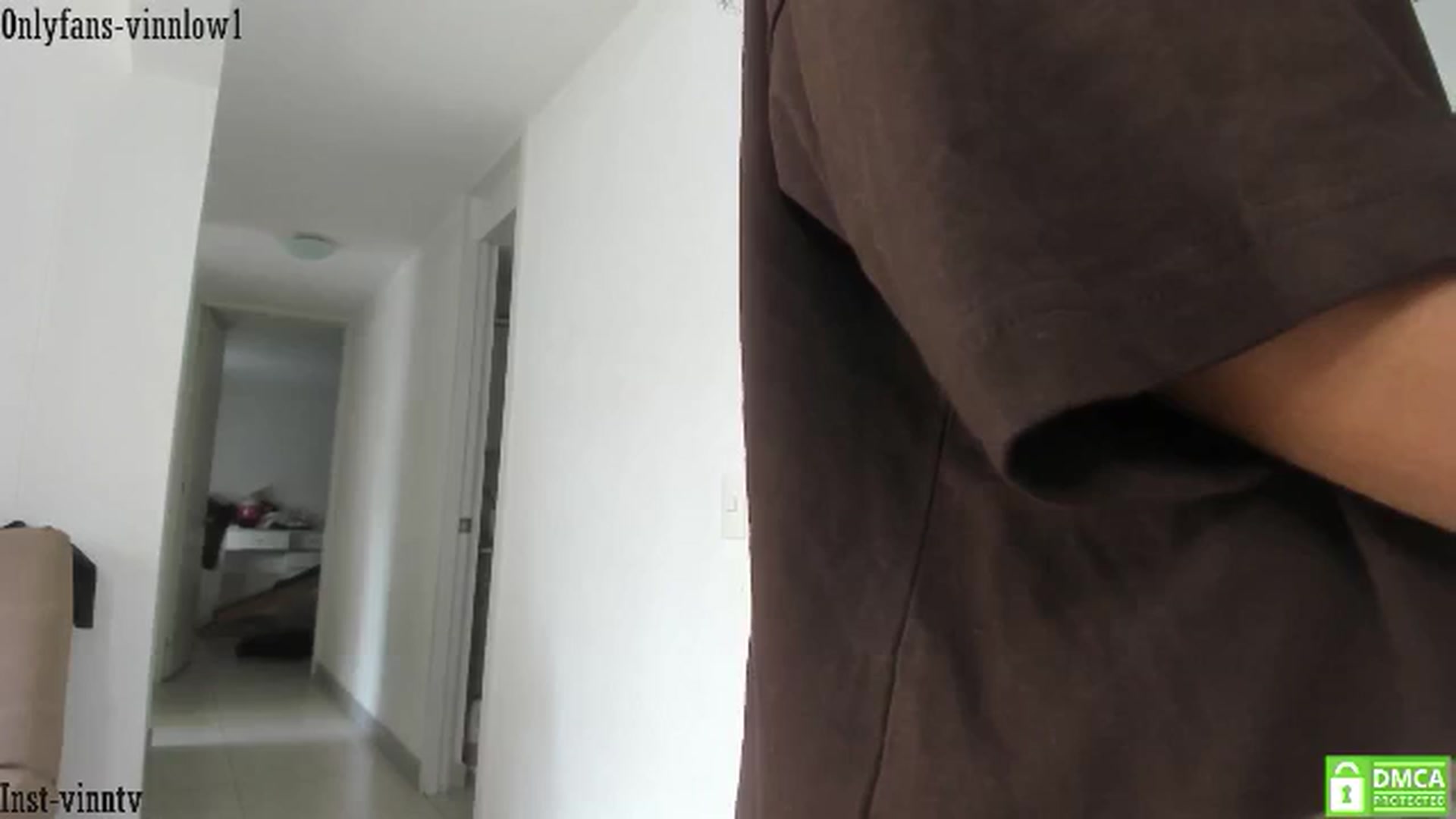 Gallery image thumbnail from Vinnlow's myfreecams stream on, 07/19/2024, 14:27 image 10 of 20