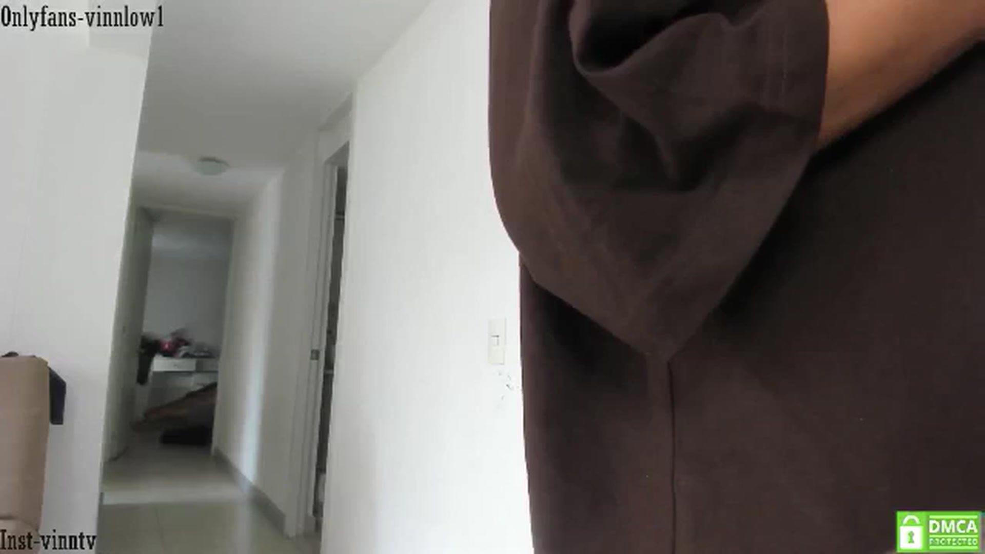 Gallery image thumbnail from Vinnlow's myfreecams stream on, 07/19/2024, 14:27 image 13 of 20