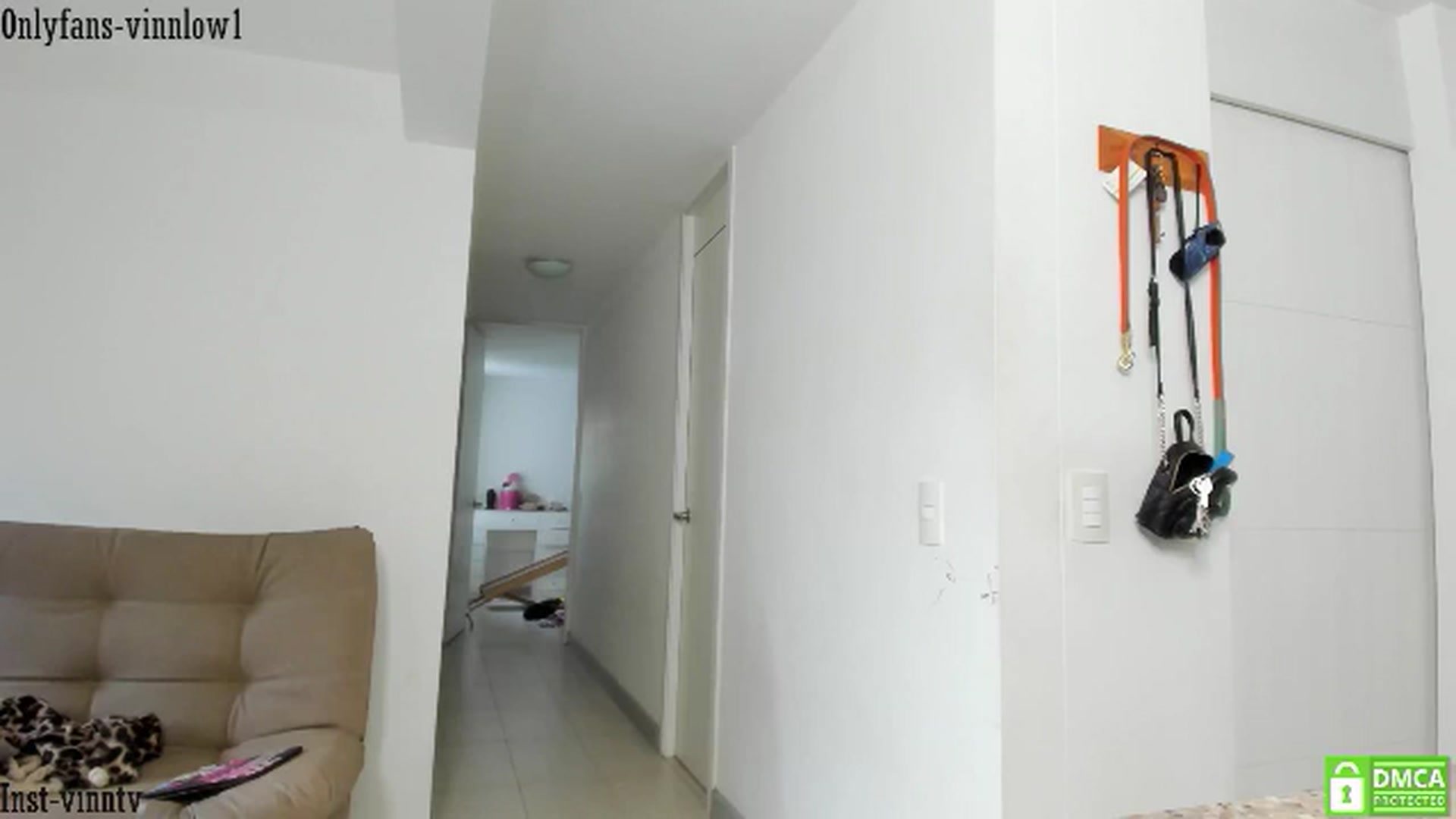Gallery image thumbnail from Vinnlow's myfreecams stream on, 07/23/2024, 23:06 image 17 of 20