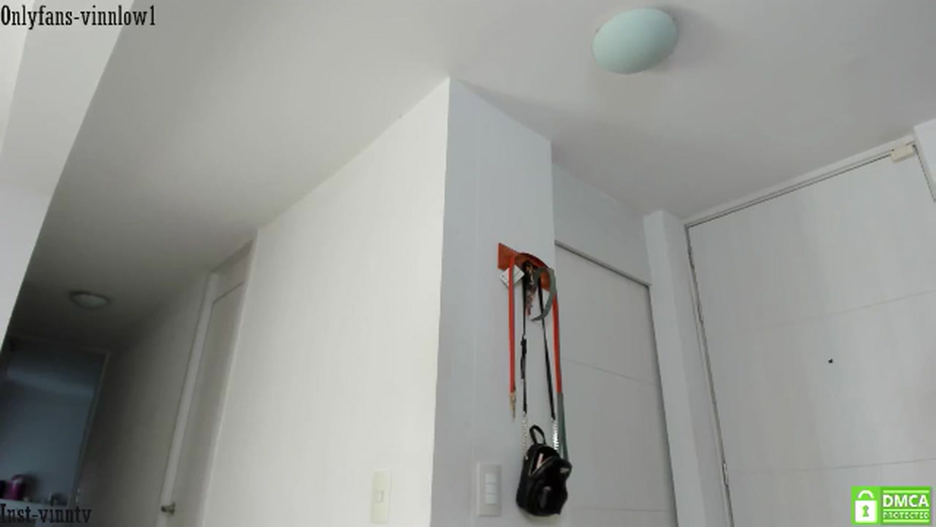 Gallery image thumbnail from Vinnlow's myfreecams stream on, 07/26/2024, 22:14 image 16 of 20