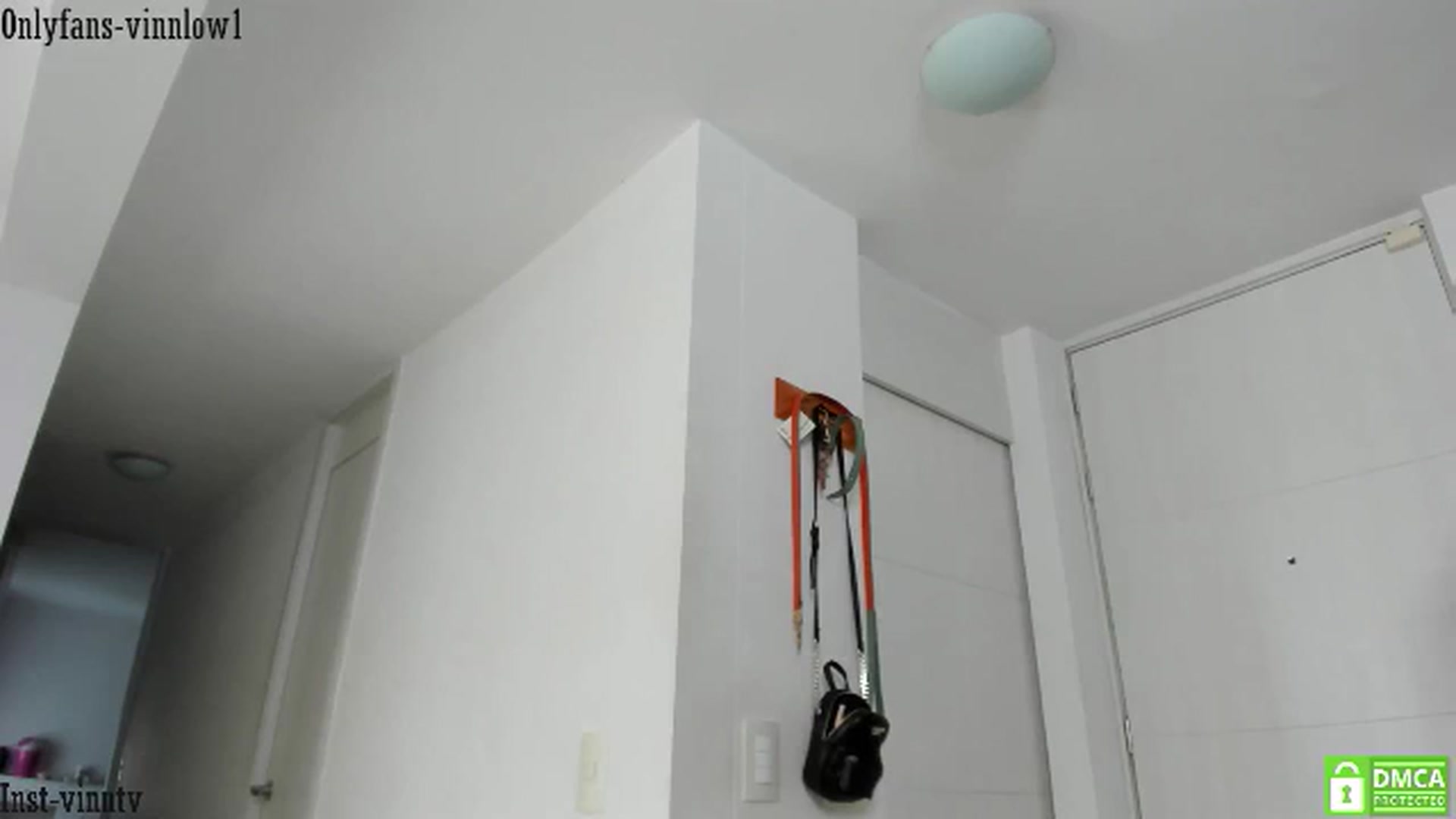Gallery image thumbnail from Vinnlow's myfreecams stream on, 07/26/2024, 22:14 image 13 of 20