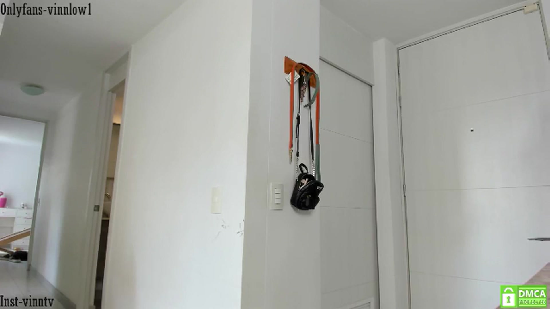 Gallery image thumbnail from Vinnlow's myfreecams stream on, 07/27/2024, 19:05 image 18 of 20