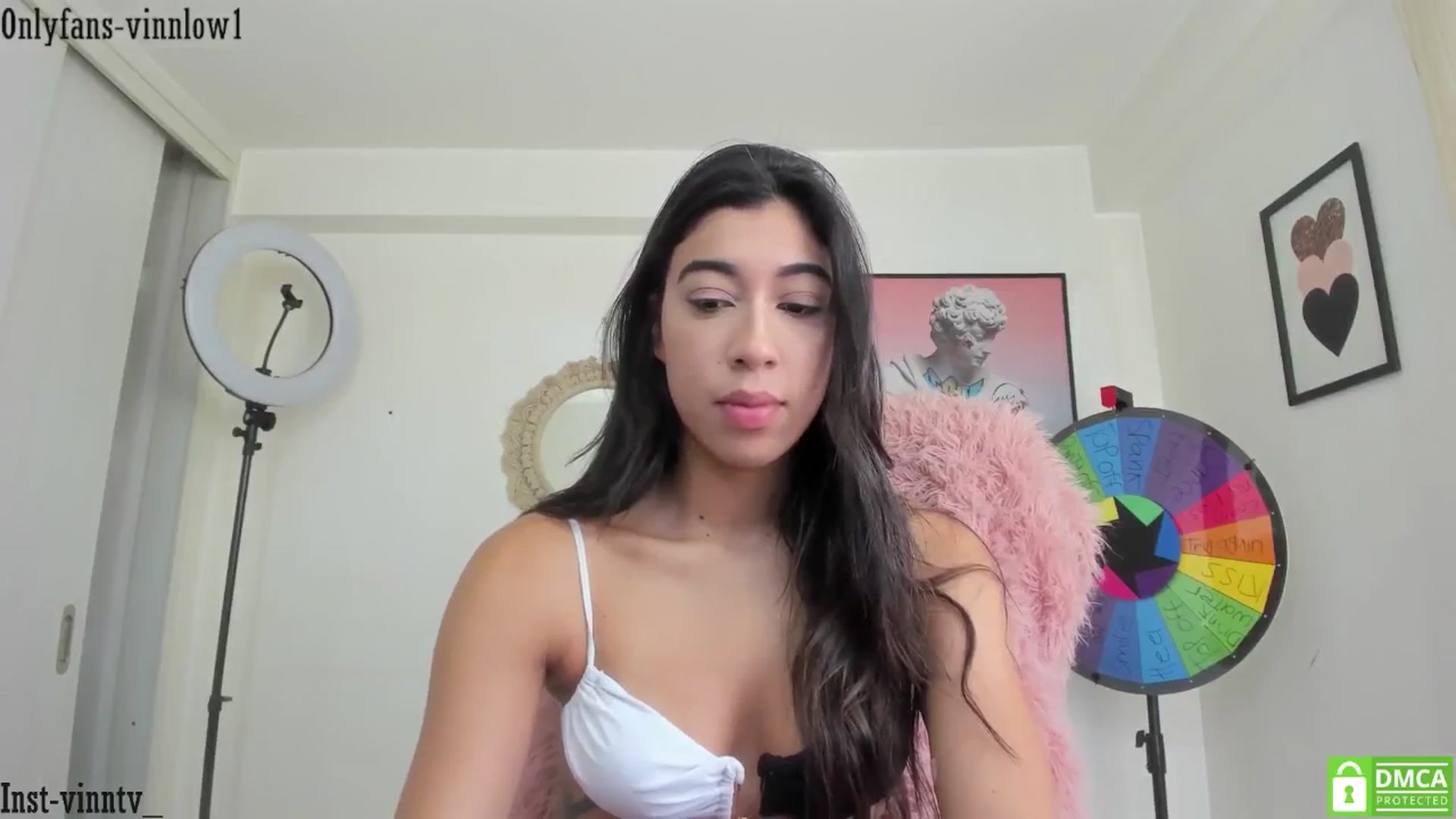 Gallery image thumbnail from Vinnlow's myfreecams stream on, 09/02/2024, 21:55 image 6 of 20