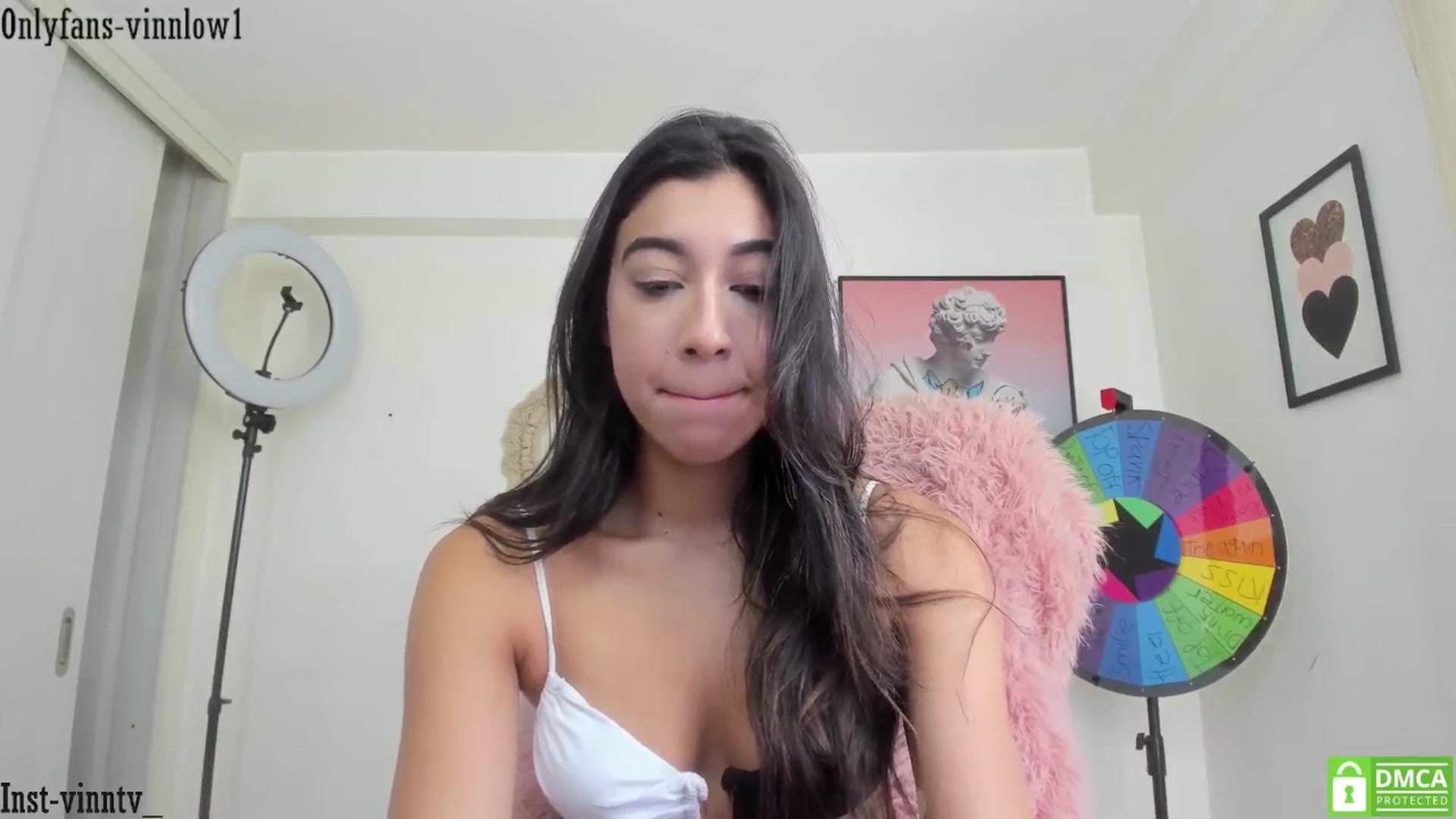 Gallery image thumbnail from Vinnlow's myfreecams stream on, 09/02/2024, 21:55 image 8 of 20