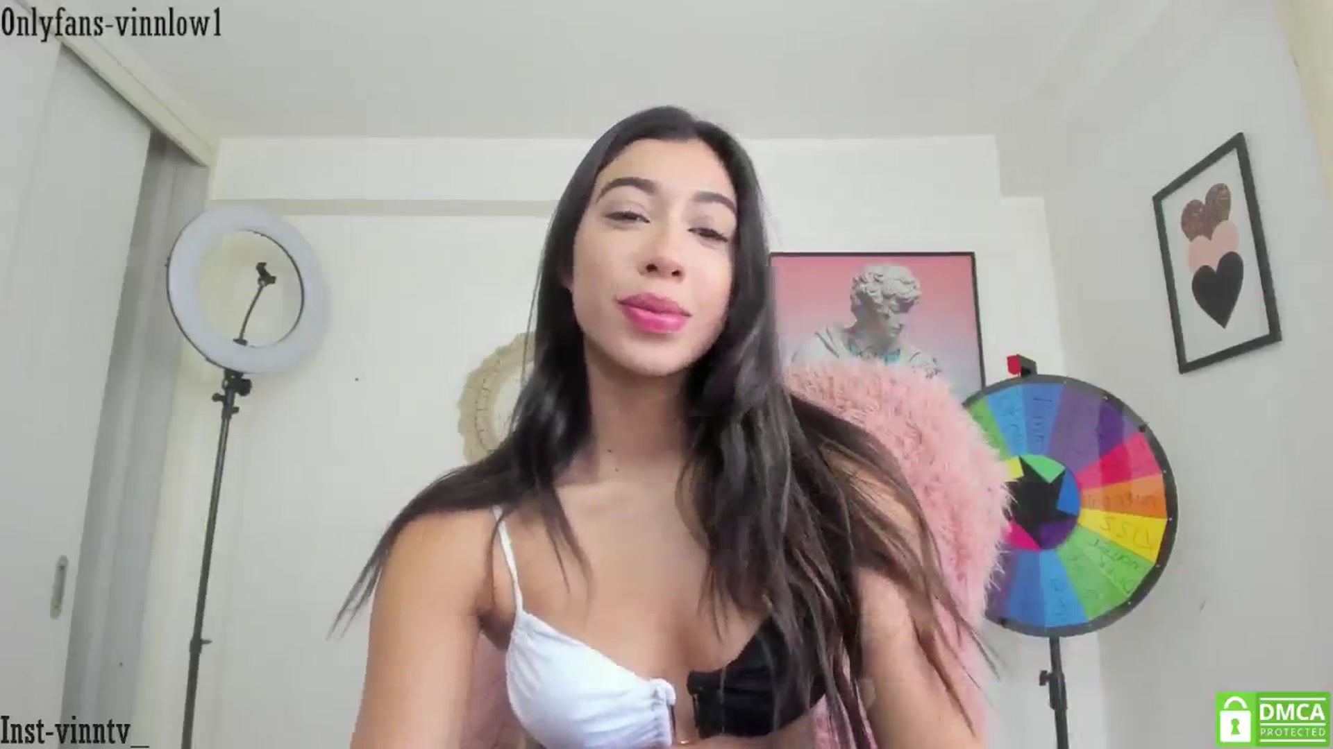 Gallery image thumbnail from Vinnlow's myfreecams stream on, 09/02/2024, 21:55 image 11 of 20